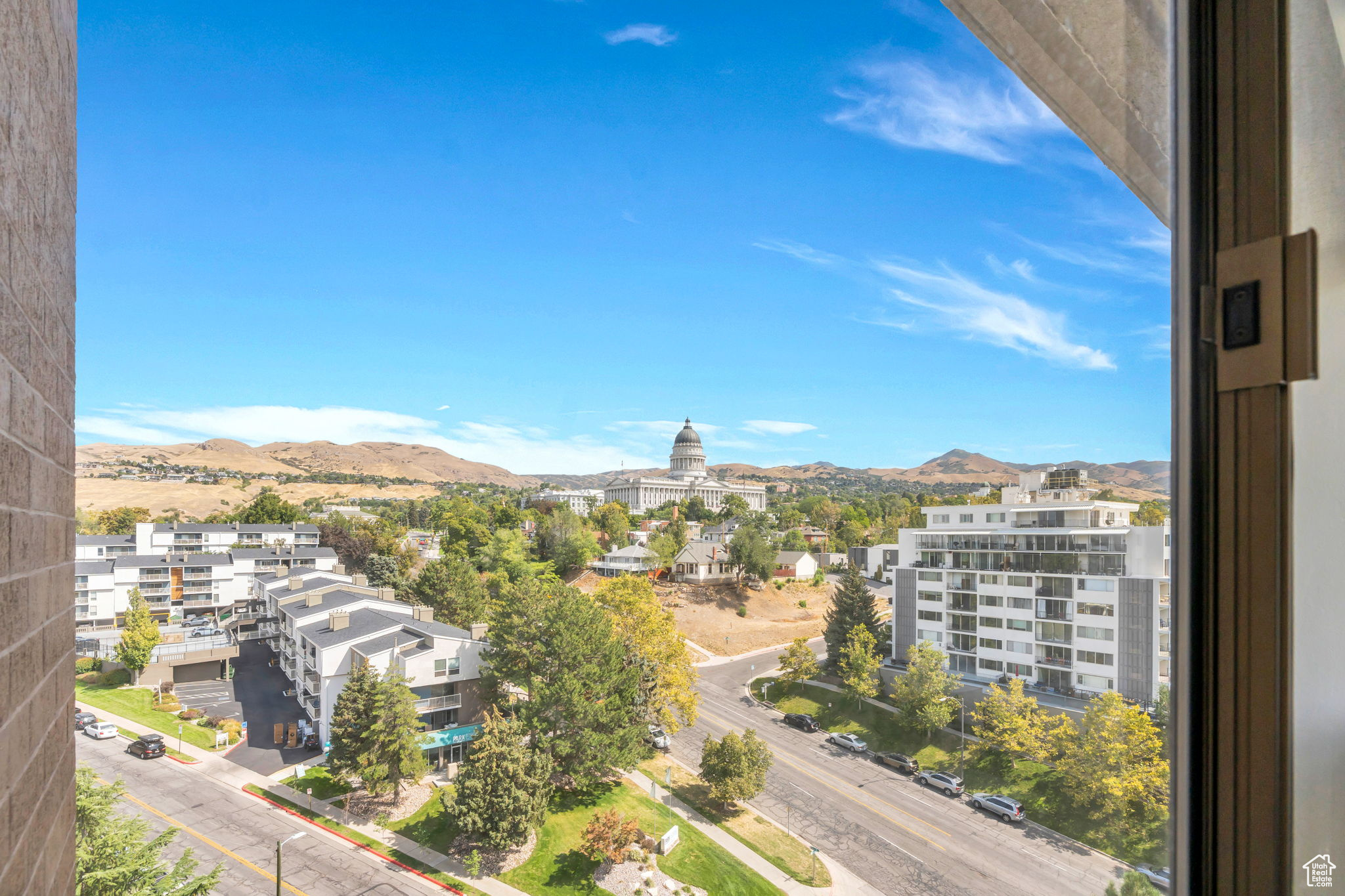 ZIONS SUMMIT - Residential