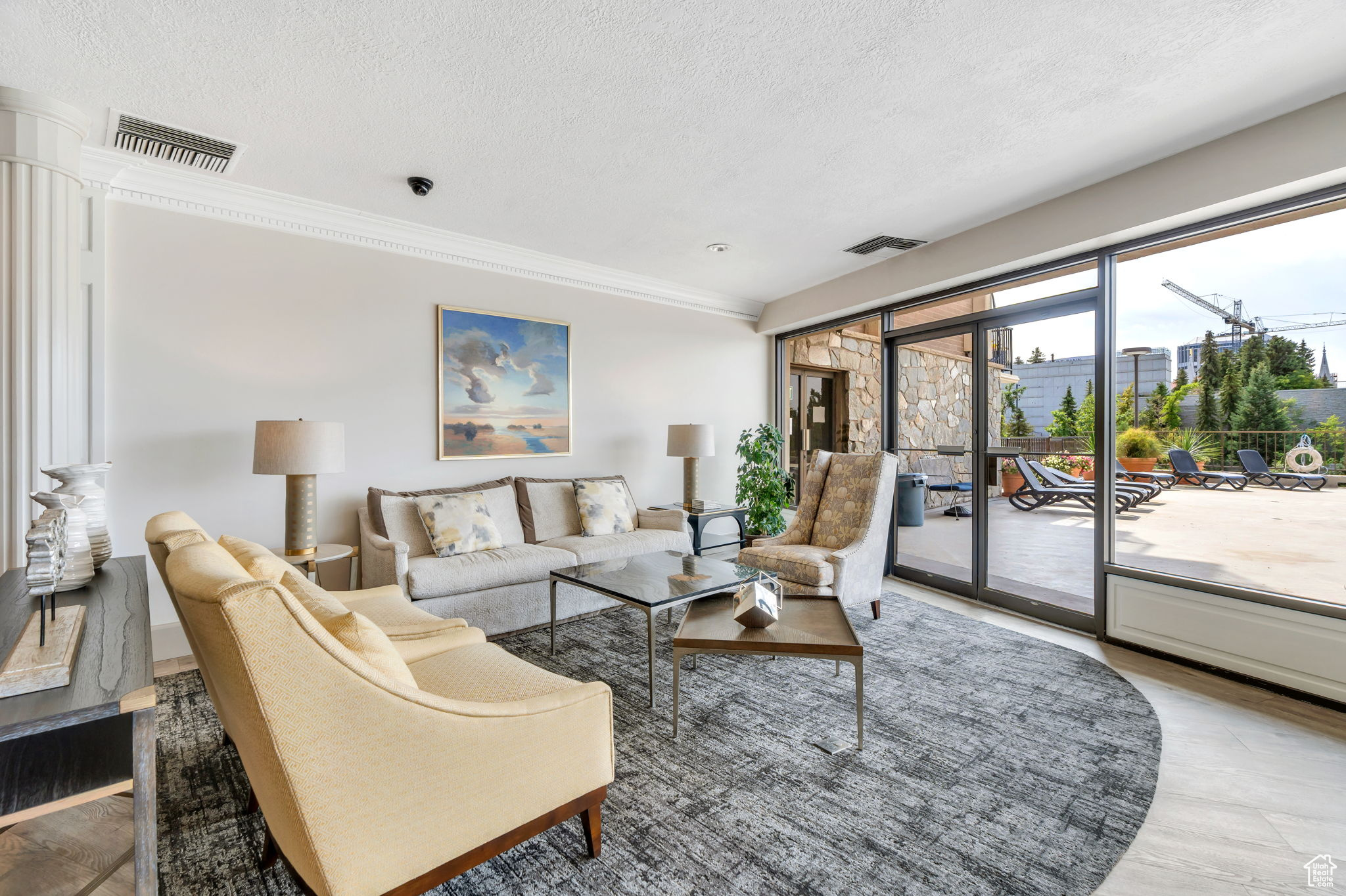 ZIONS SUMMIT - Residential