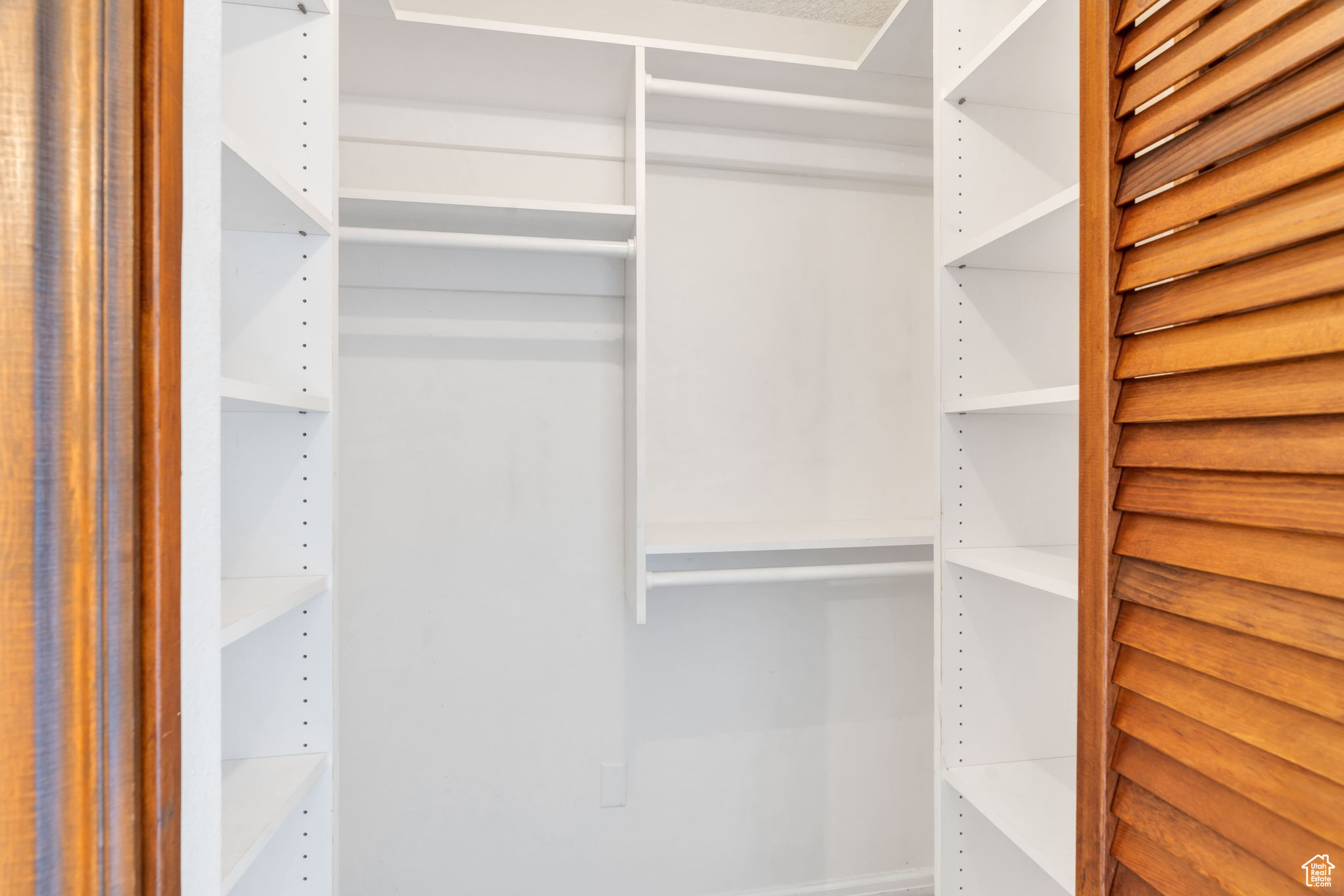 ZIONS SUMMIT - Residential