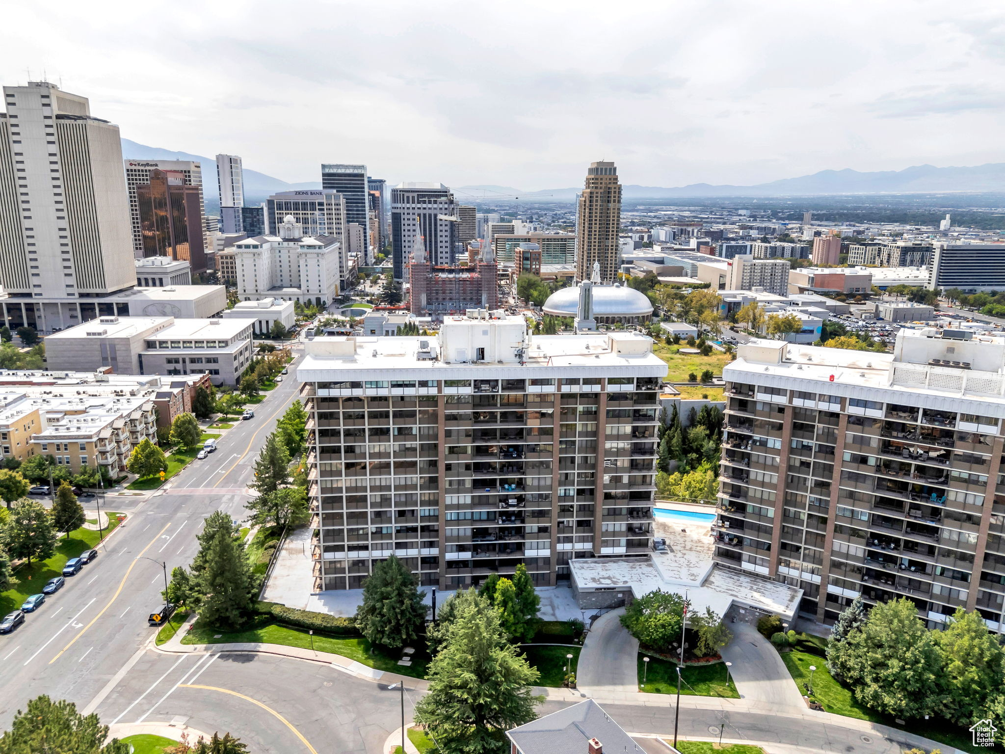 ZIONS SUMMIT - Residential