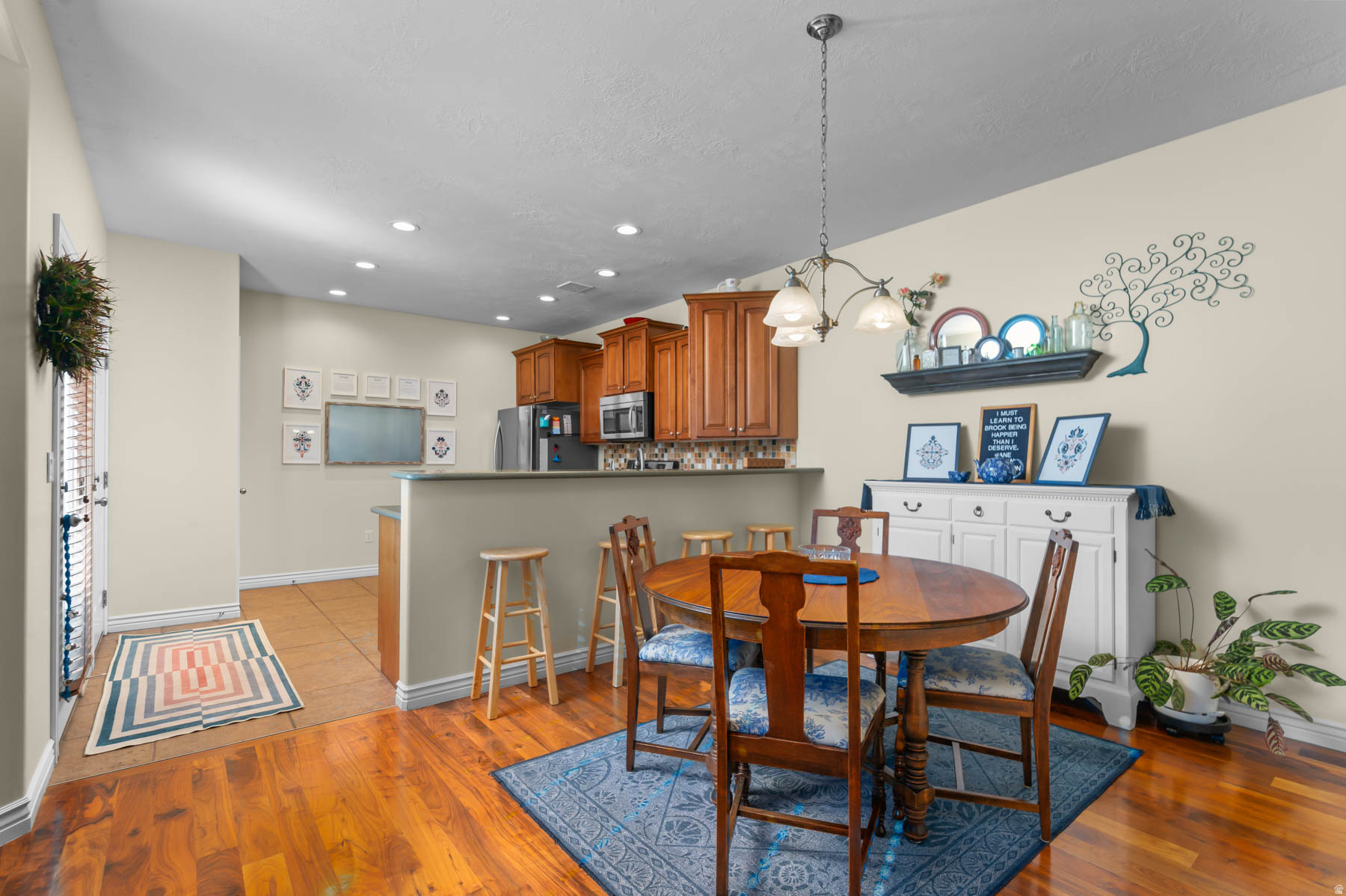 DAYBREAK - Residential