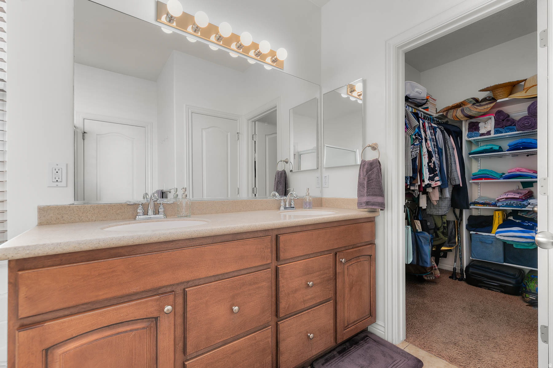 DAYBREAK - Residential