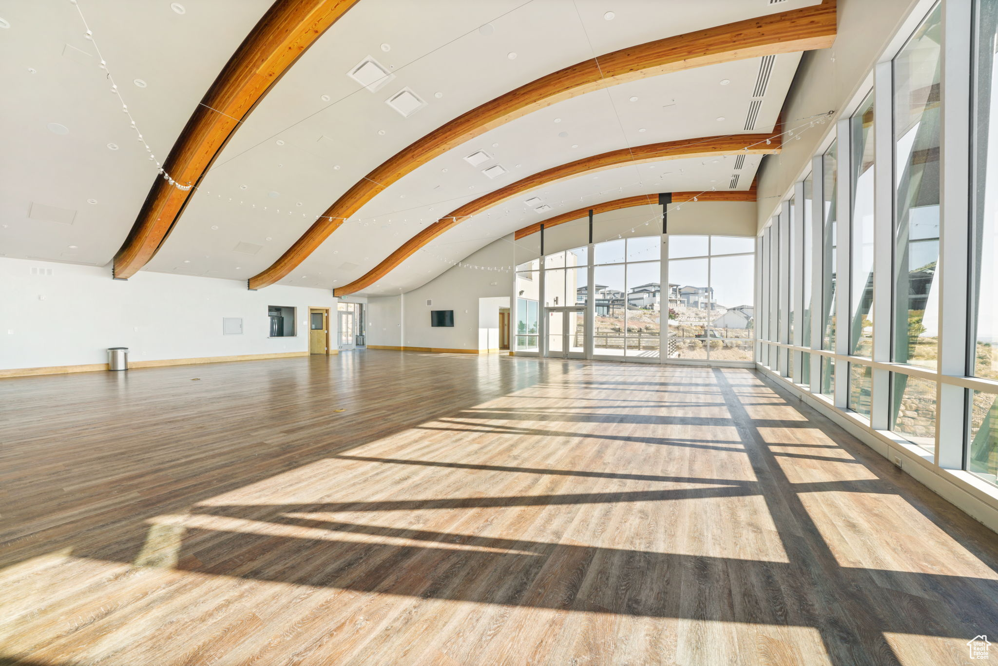 HARVEST HOMES - Residential