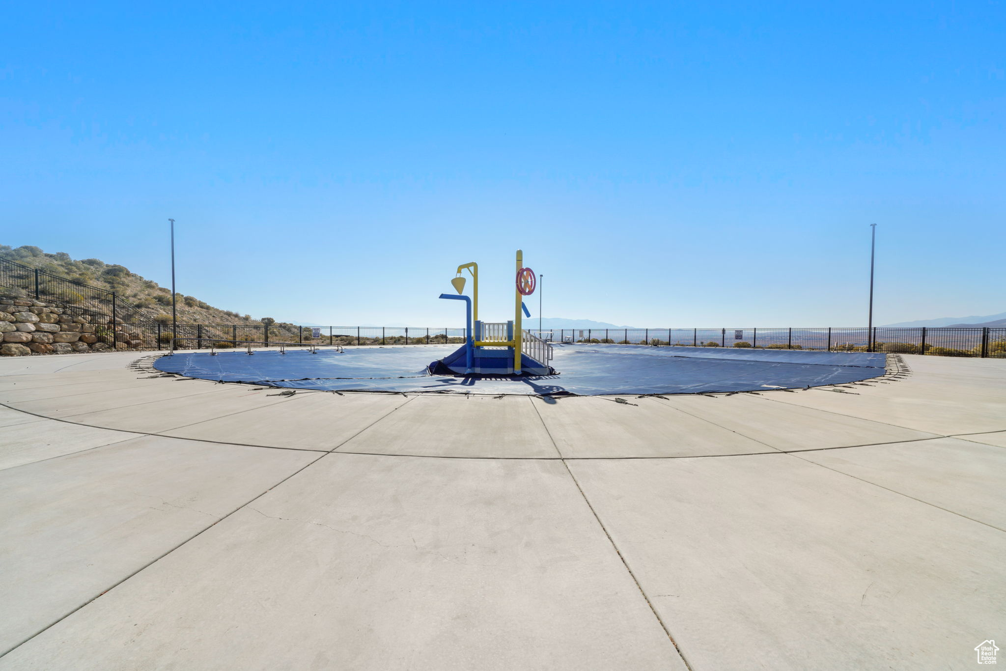 HARVEST HOMES - Residential