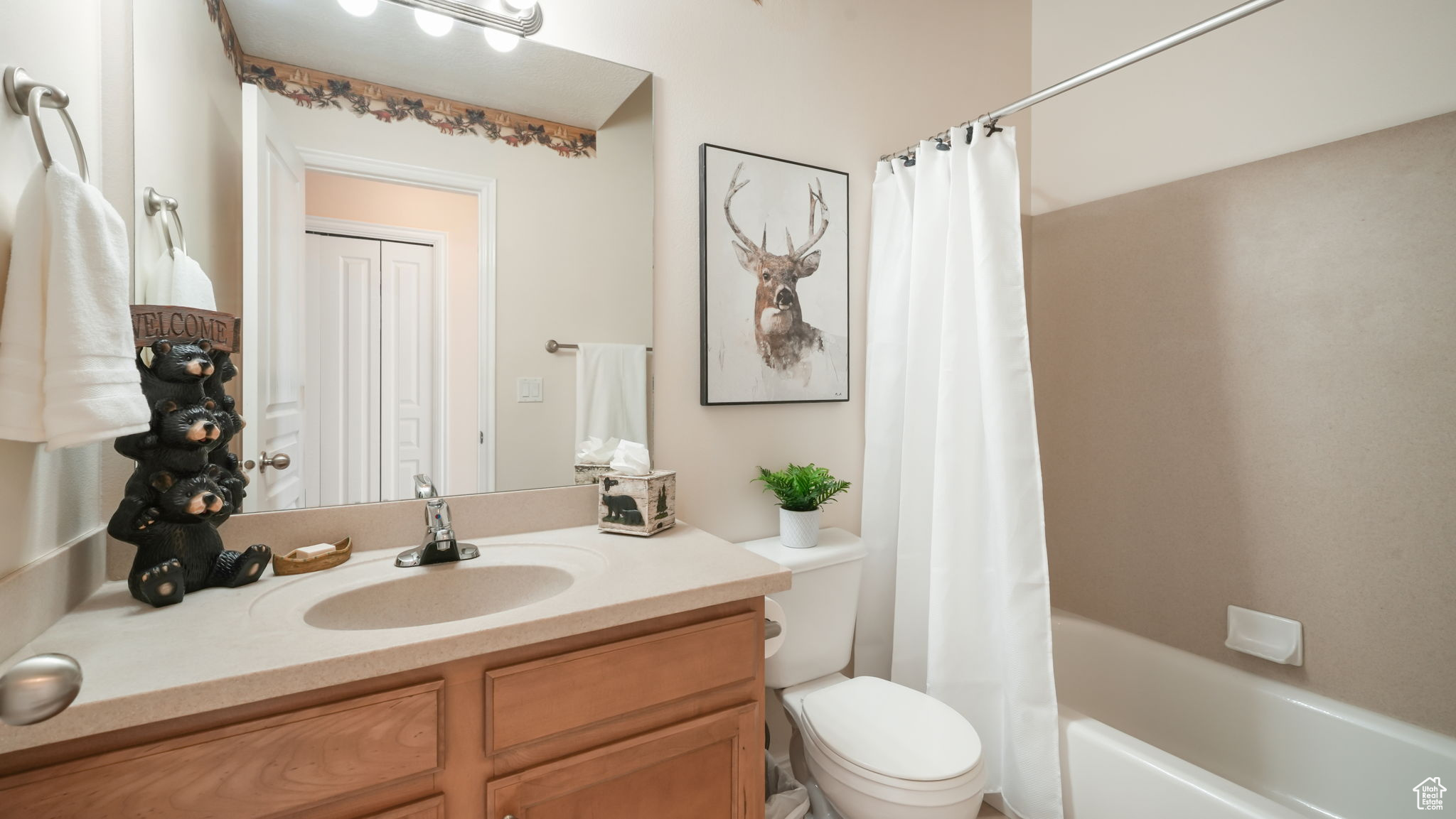 HARVEST HOMES - Residential