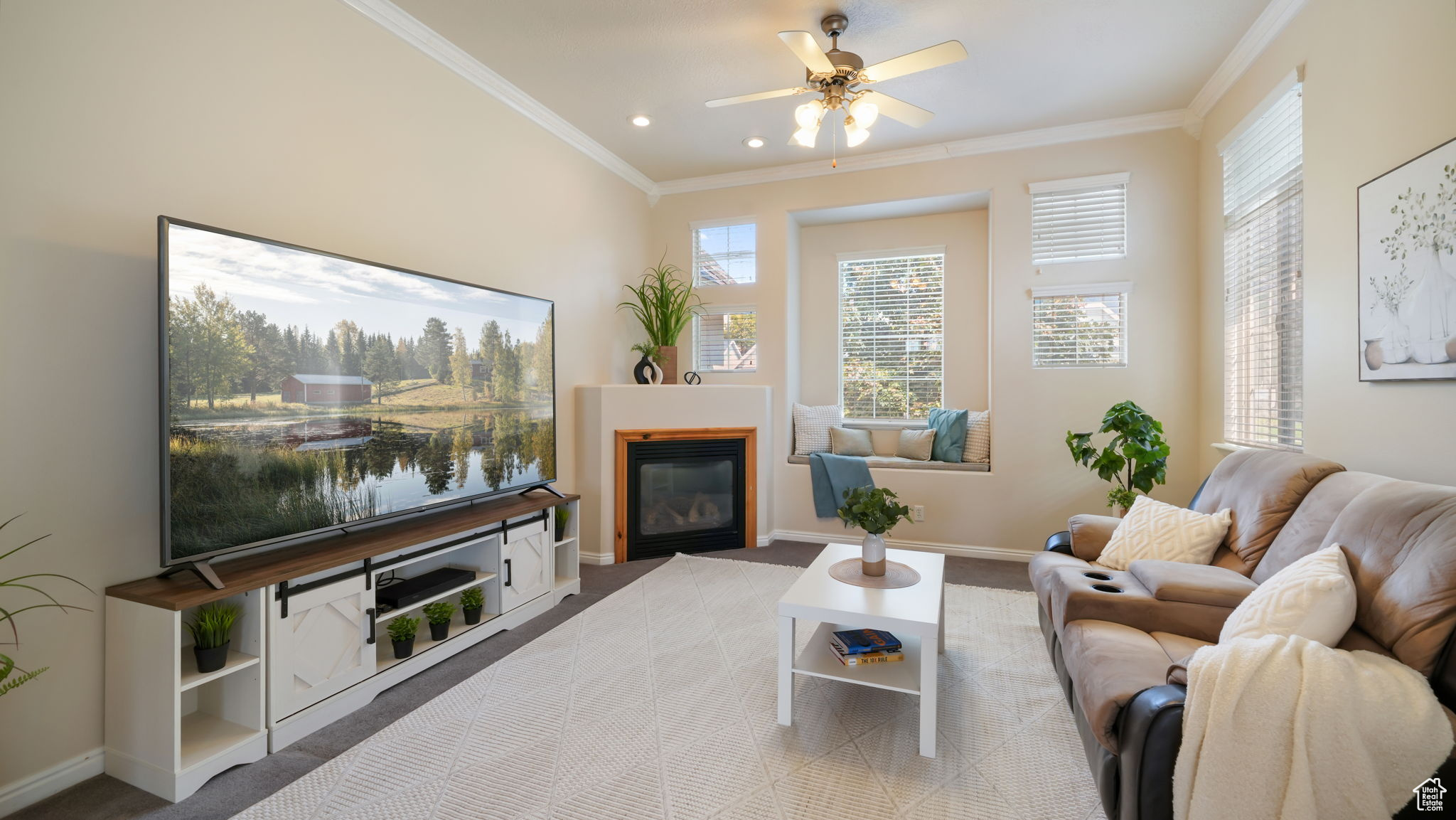 HARVEST HOMES - Residential