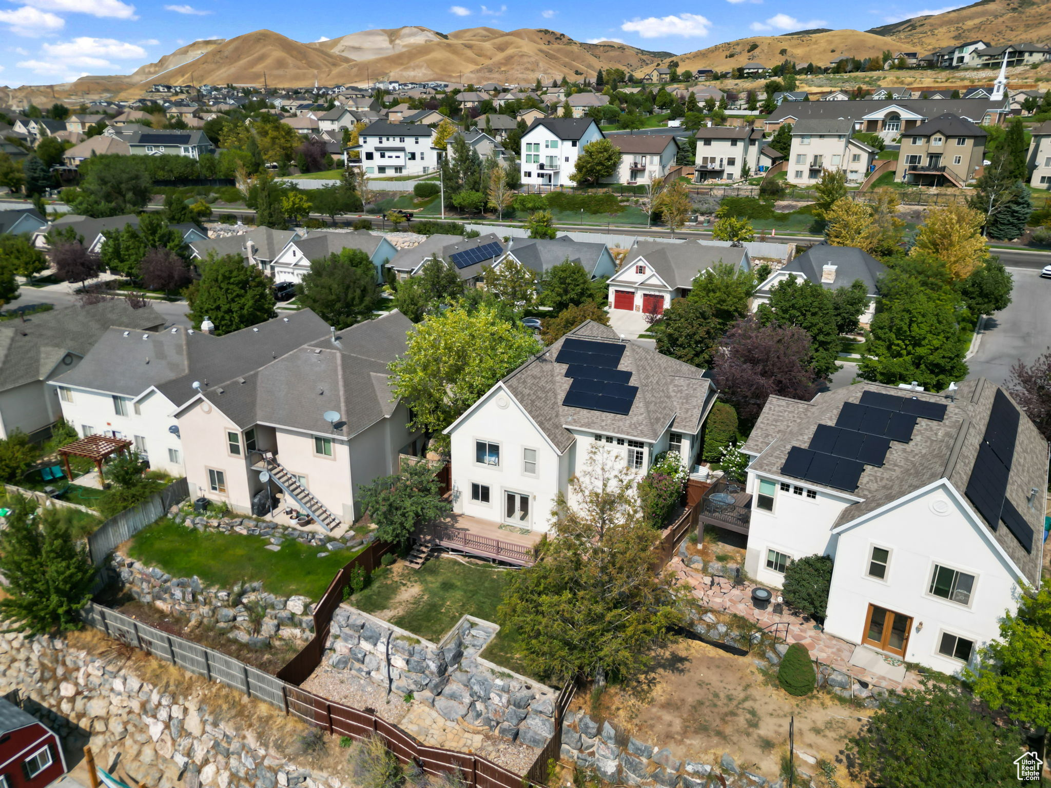 HARVEST HOMES - Residential