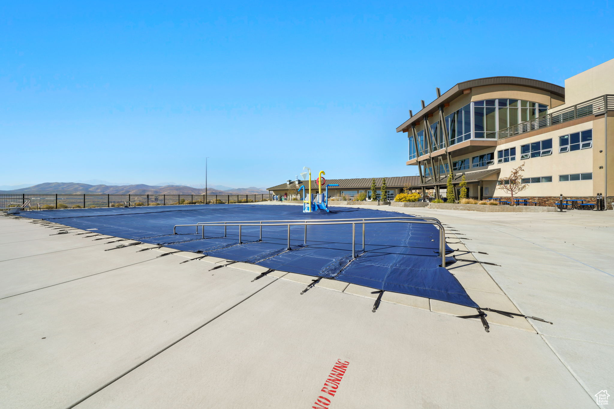 HARVEST HOMES - Residential