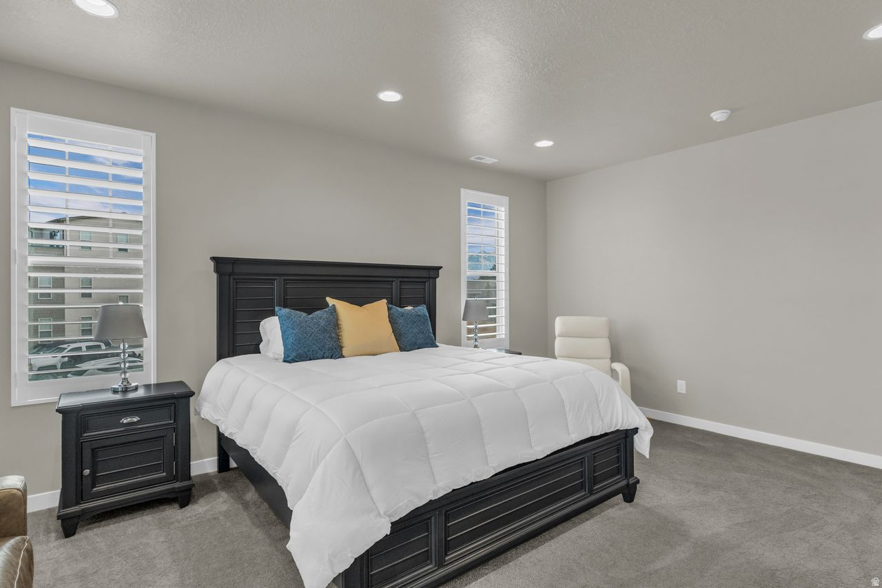 MURRAY HEIGHTS 1027 - Residential