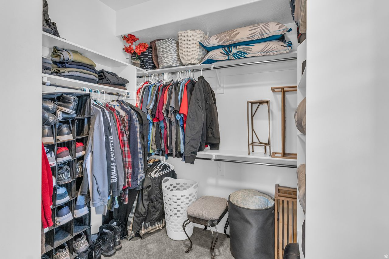 MURRAY HEIGHTS 1027 - Residential