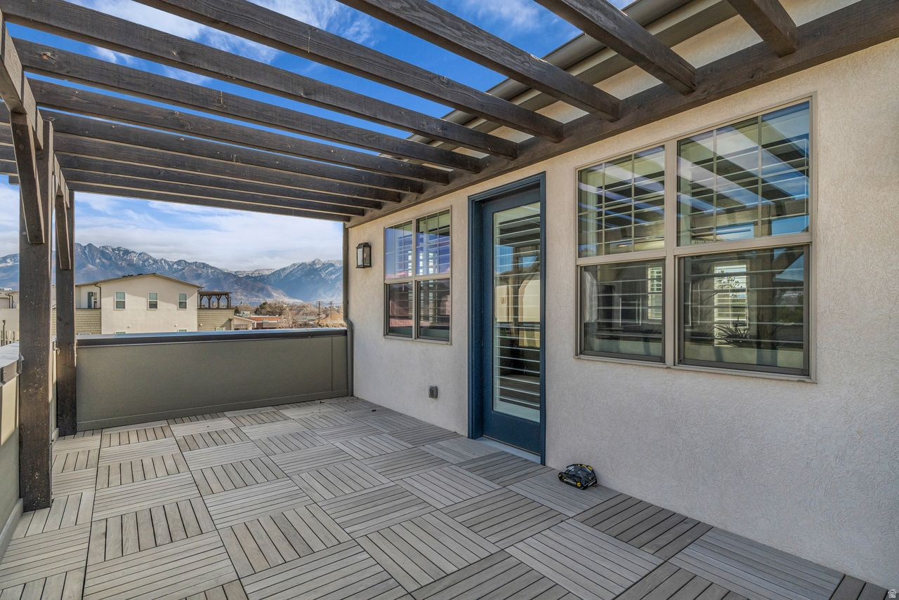 MURRAY HEIGHTS 1027 - Residential