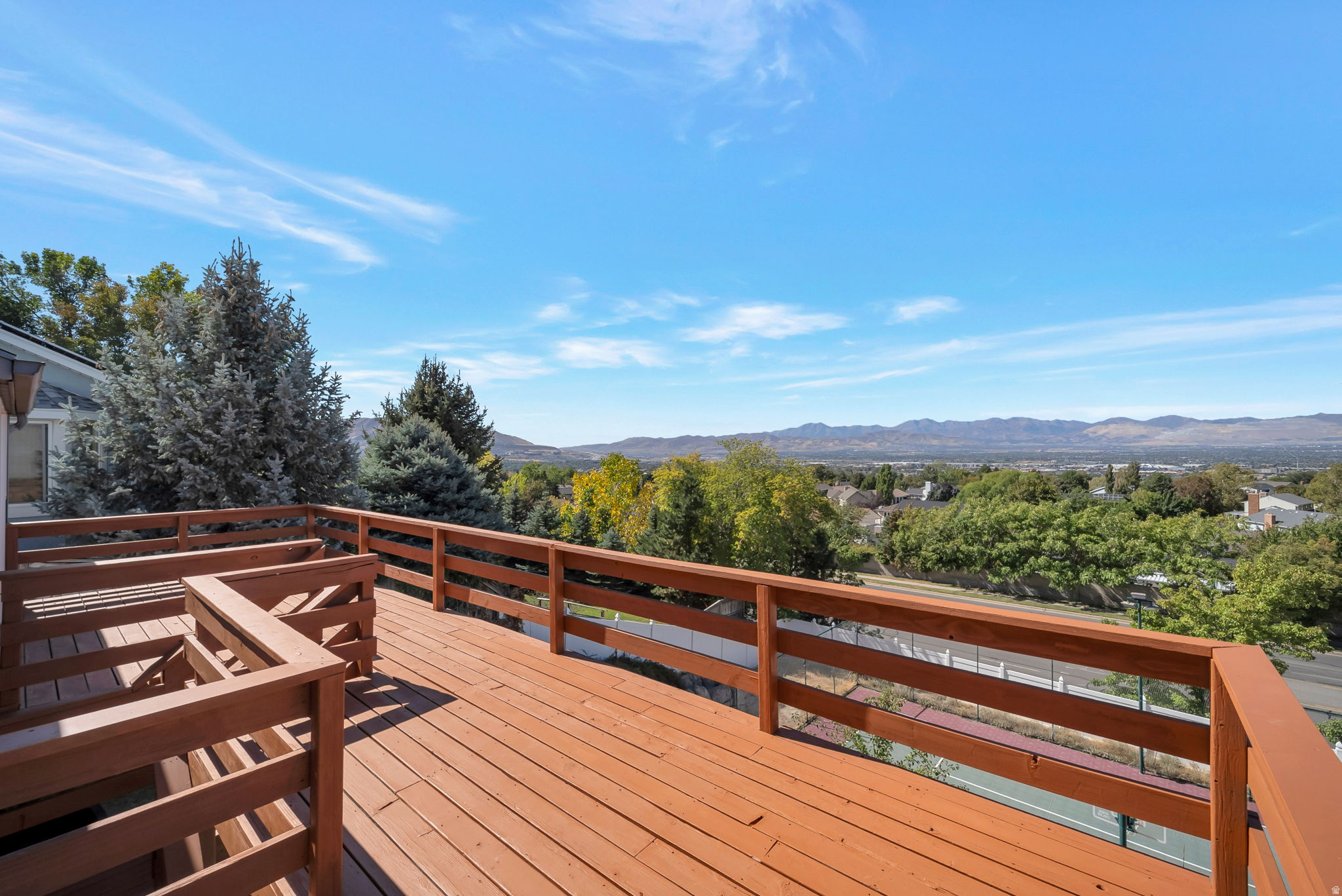 BLUFF AT HIDDEN VALLEY - Residential