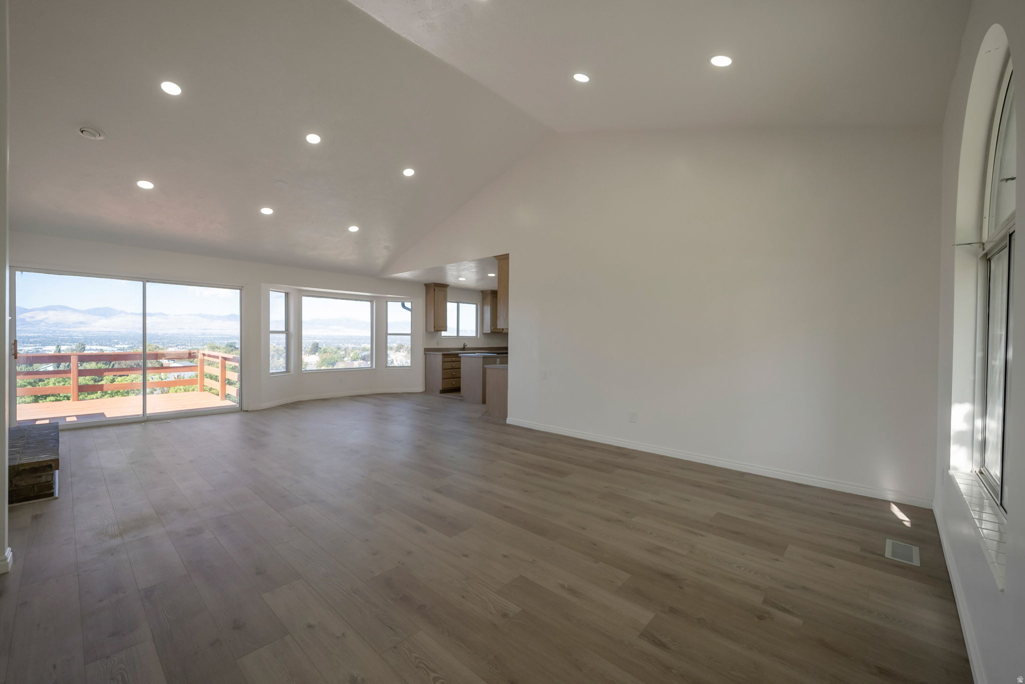 BLUFF AT HIDDEN VALLEY - Residential