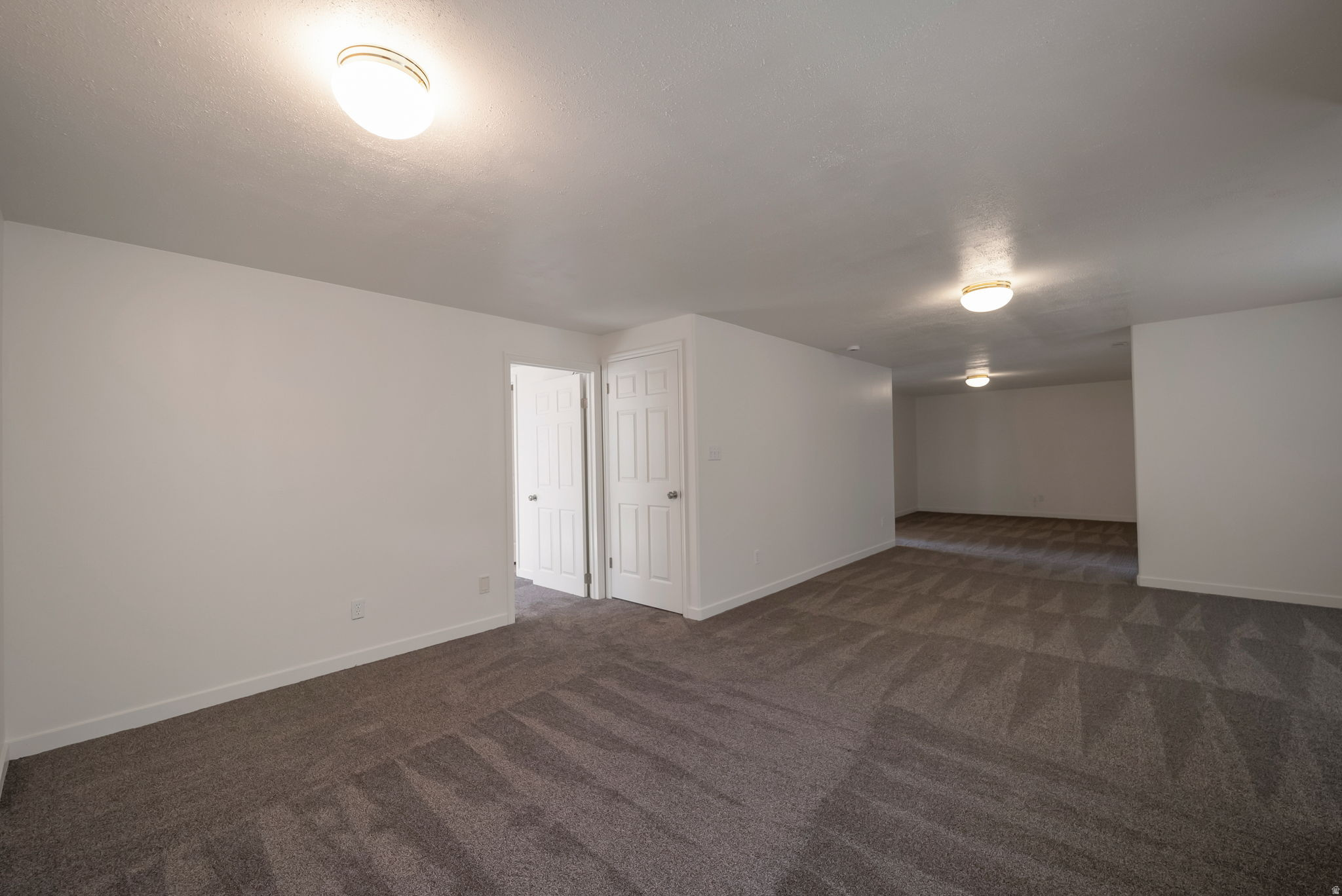 BLUFF AT HIDDEN VALLEY - Residential