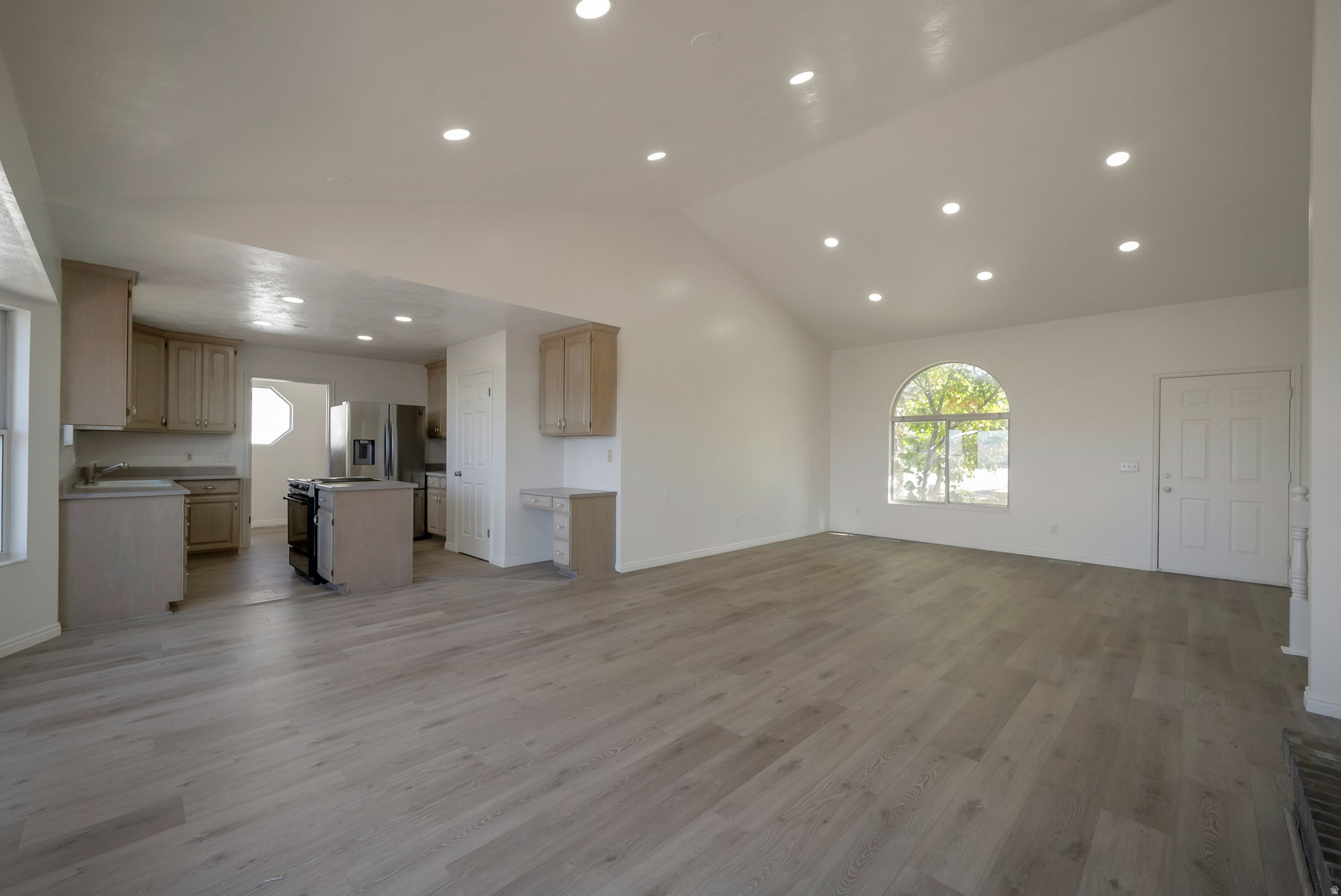 BLUFF AT HIDDEN VALLEY - Residential