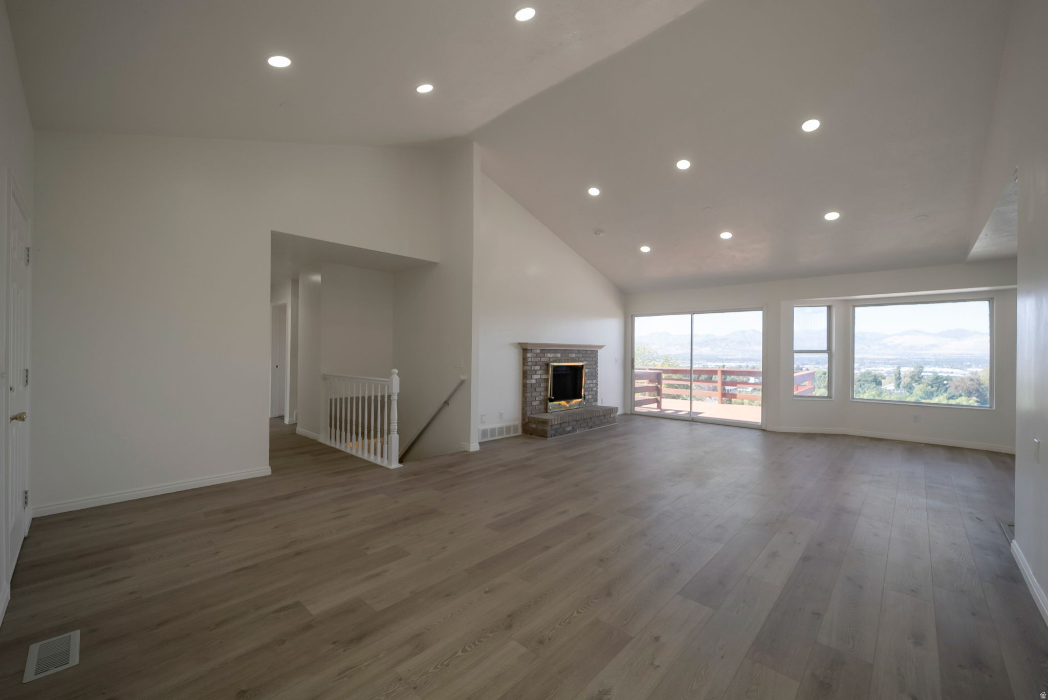 BLUFF AT HIDDEN VALLEY - Residential