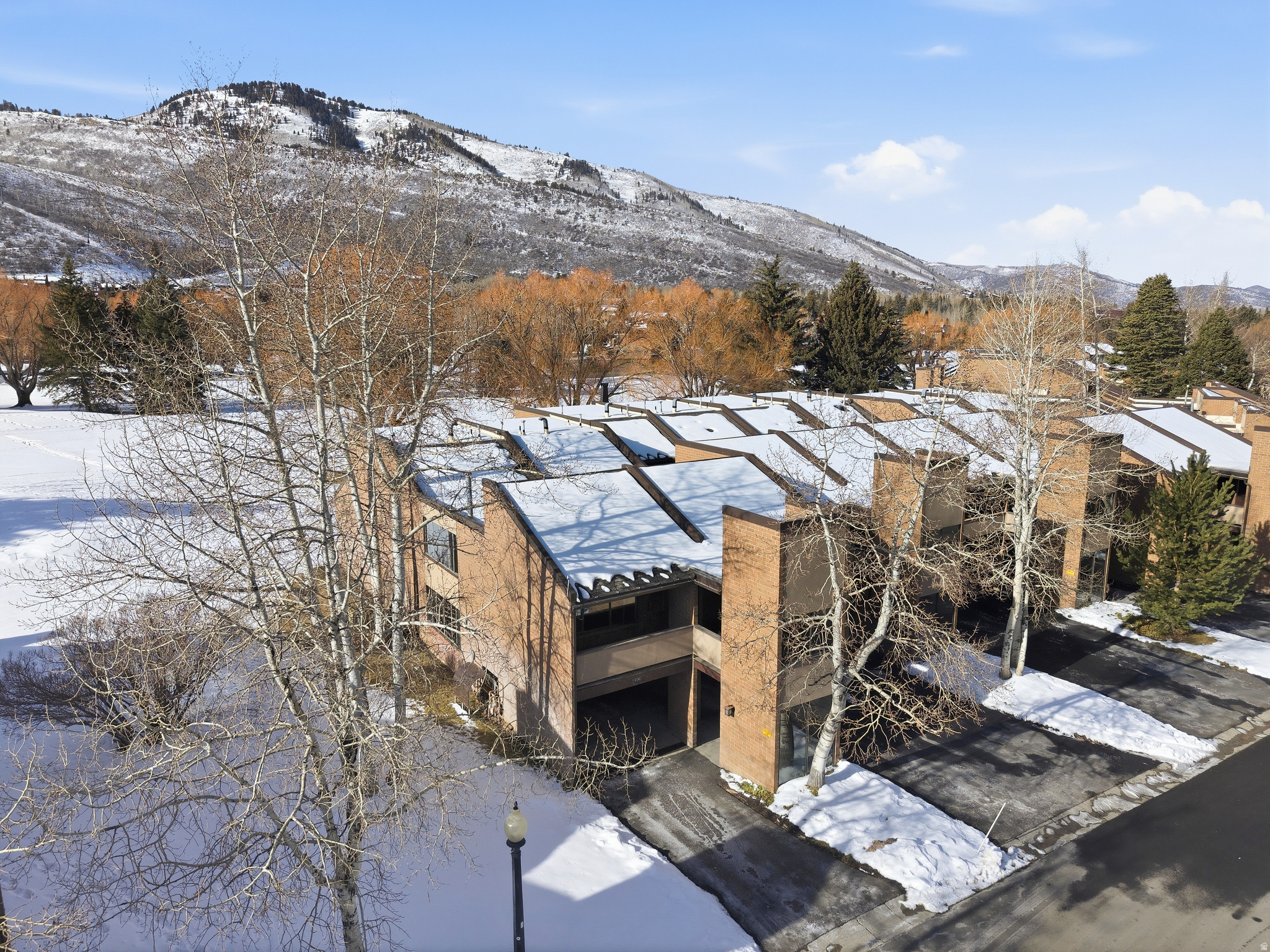 PARK AVENUE CONDOMINIUMS - Residential