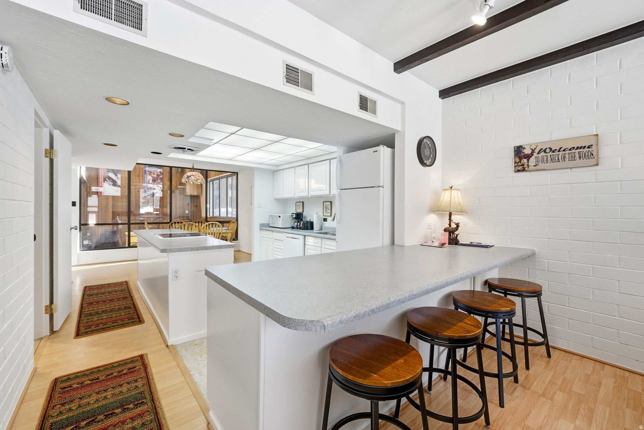 PARK AVENUE CONDOMINIUMS - Residential