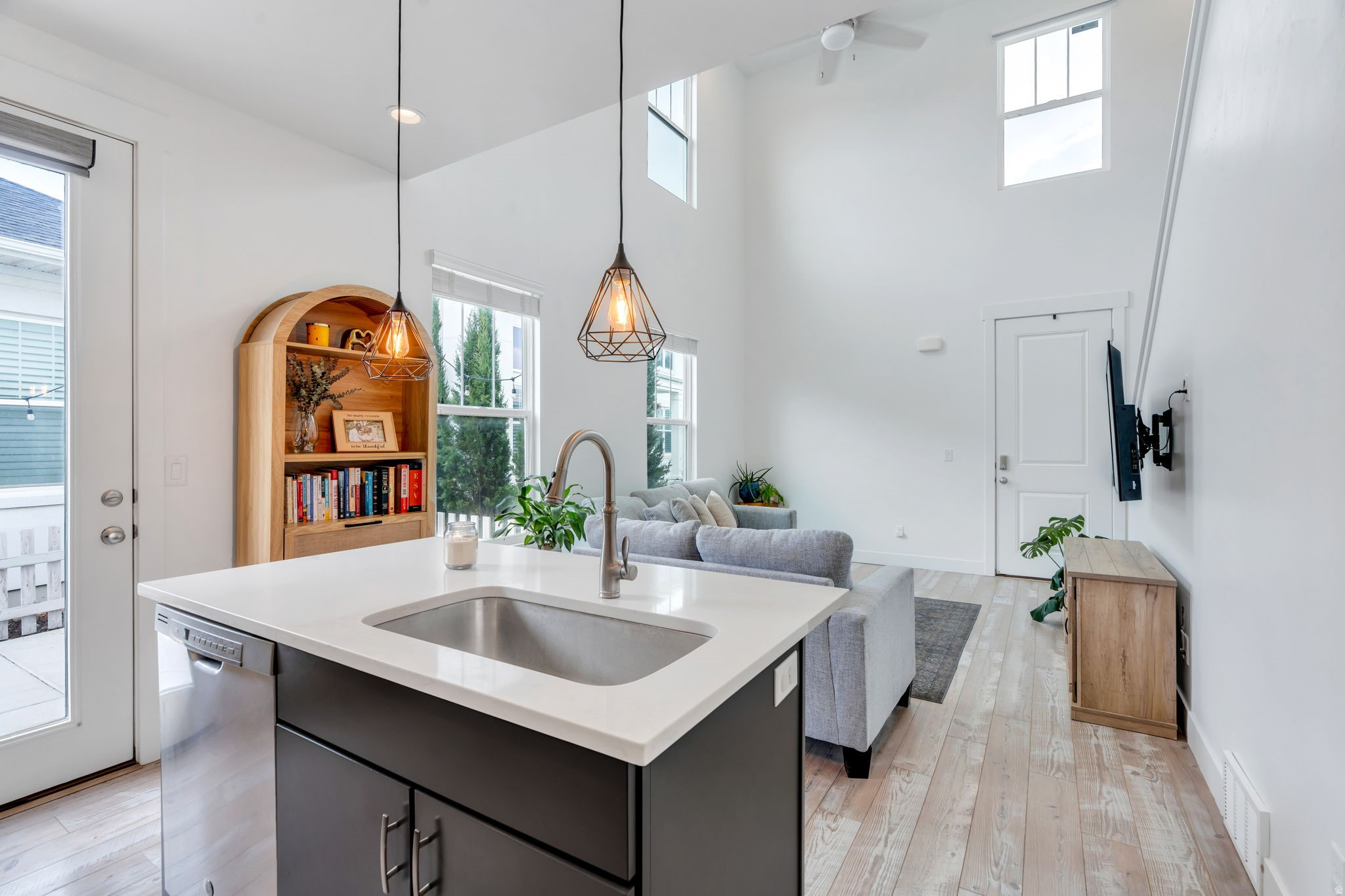 KENNECOTT - Residential