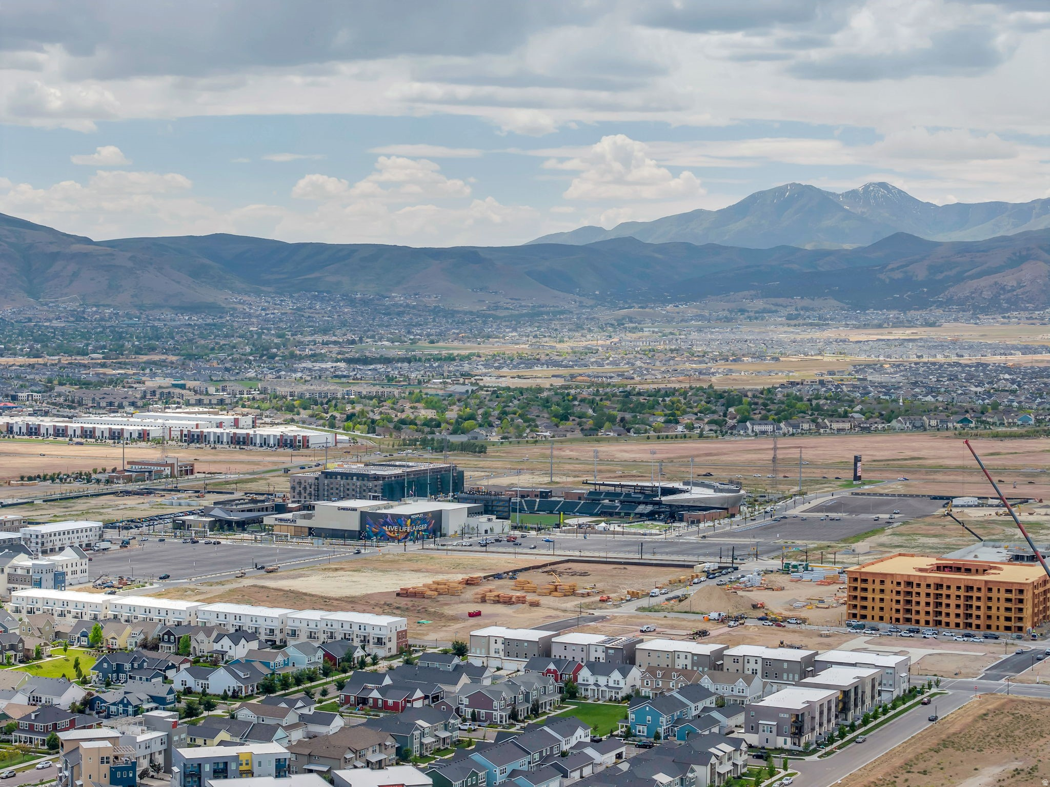 KENNECOTT - Residential