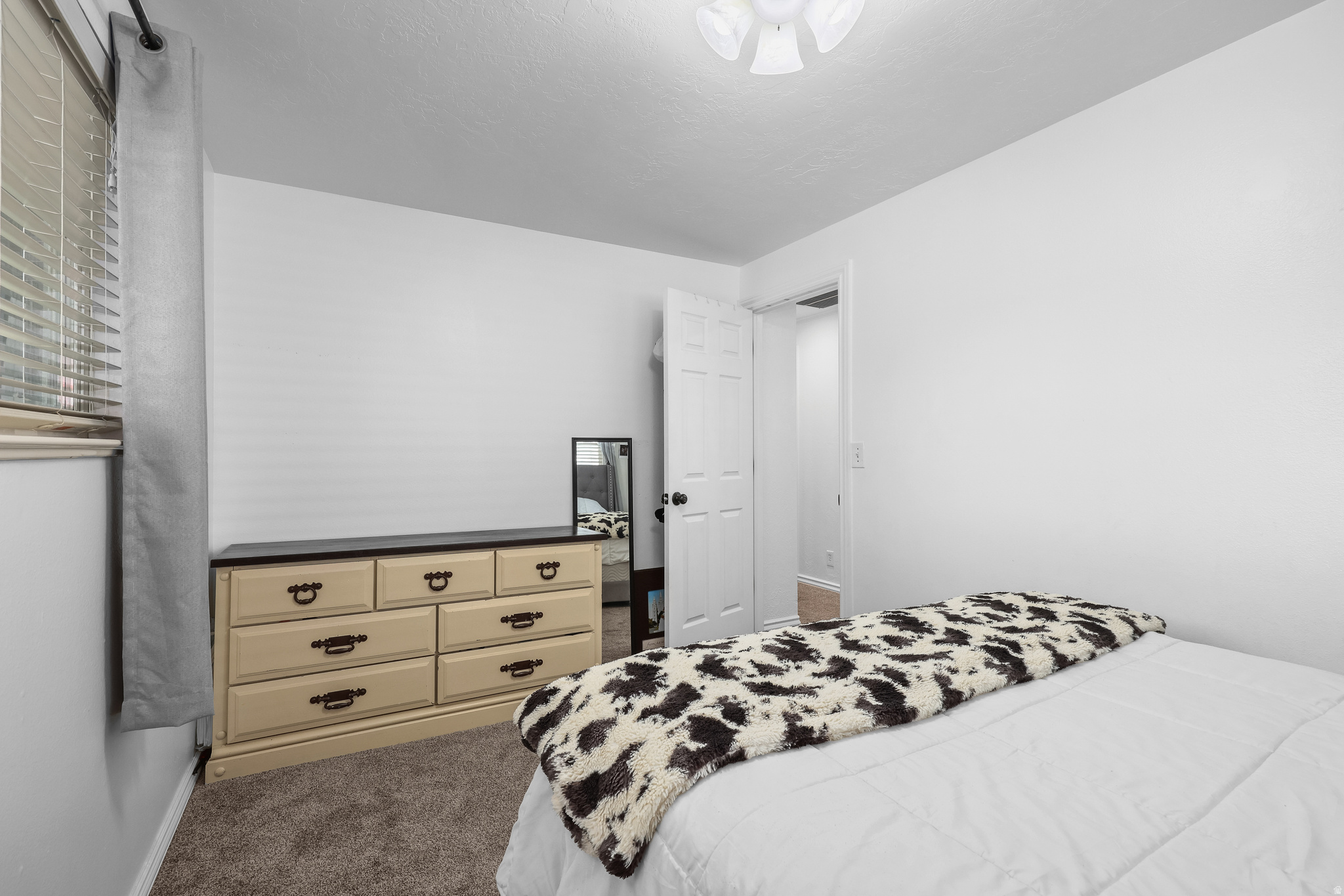 MARILYN ACRES - Residential