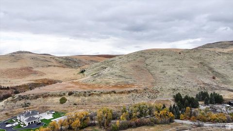 Tiny photo for 2075 E CANYON RD, Smithfield, UT 84335 (MLS # 2117762)