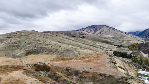 Tiny photo for 2075 E CANYON RD, Smithfield, UT 84335 (MLS # 2117762)