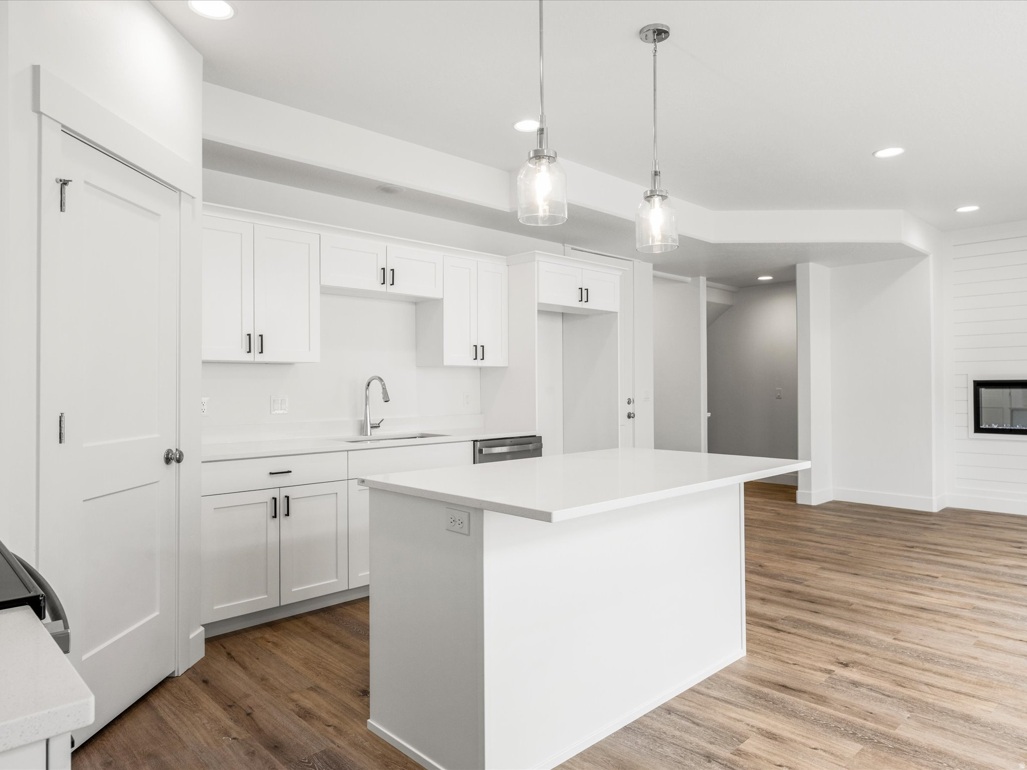 PARADISE PARKWAY - Residential