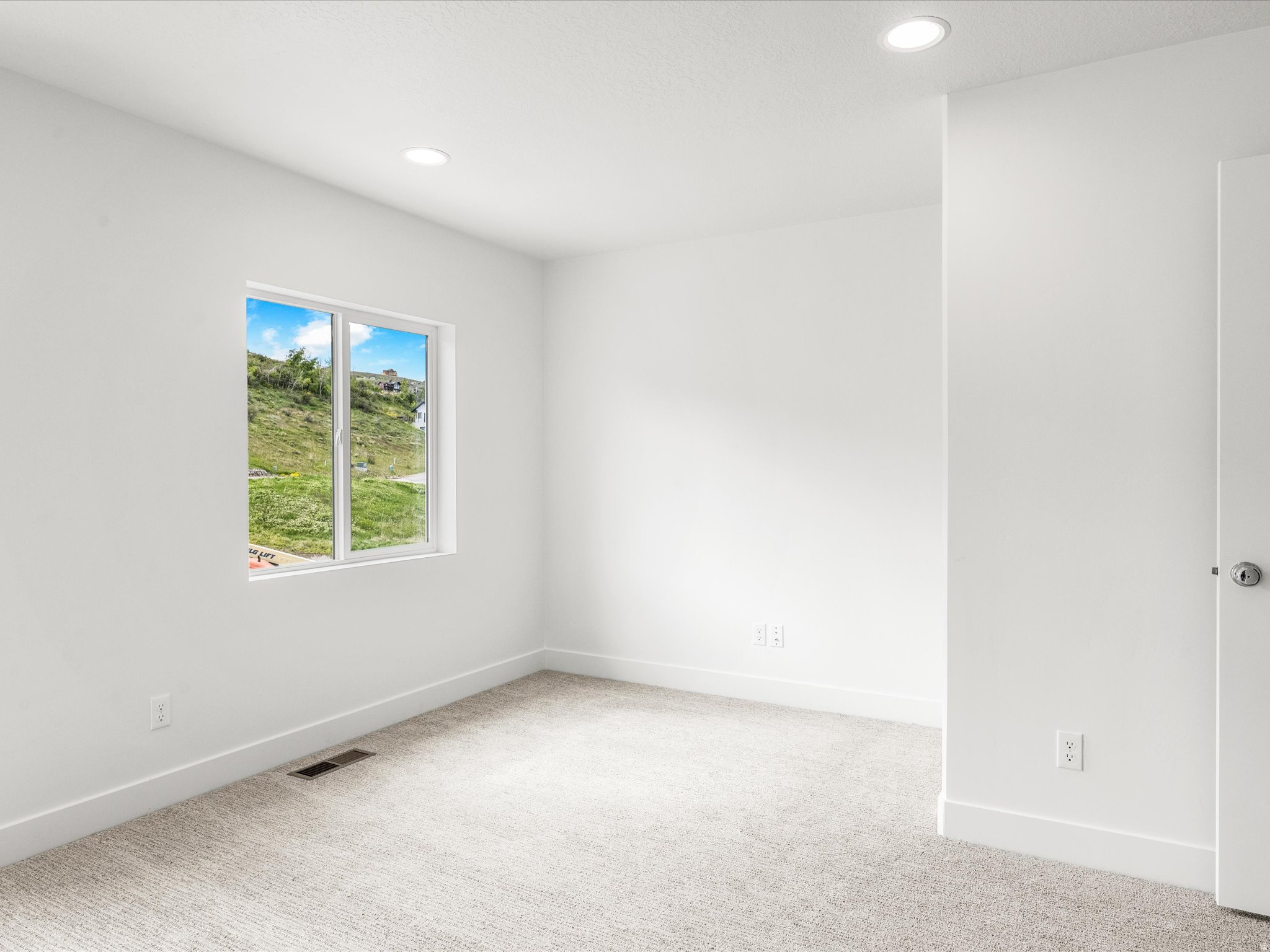 PARADISE PARKWAY - Residential