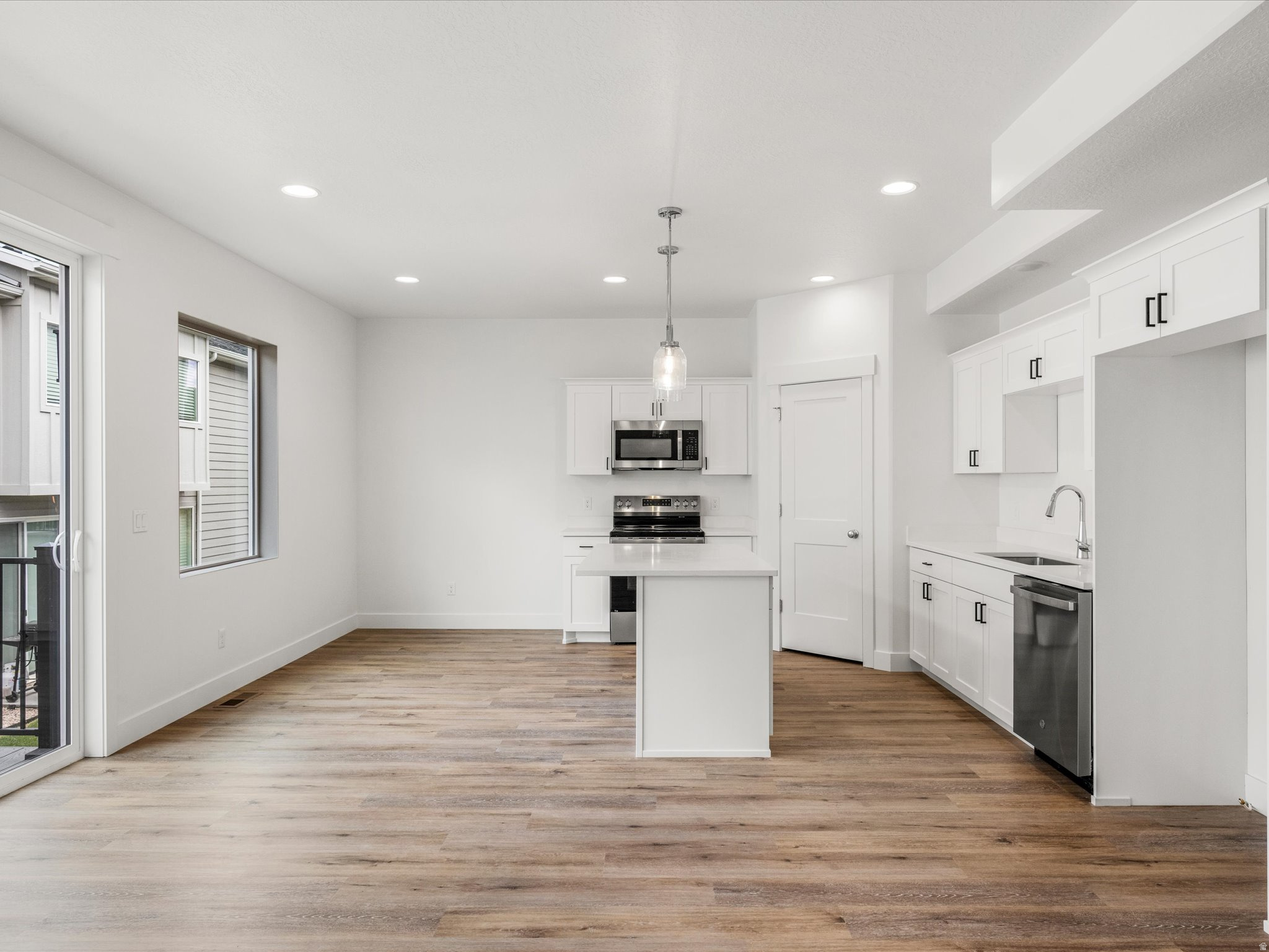 PARADISE PARKWAY - Residential