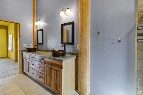 Tiny photo for 630 E BULLBERRY LN, Teasdale, UT 84773 (MLS # 2134262)