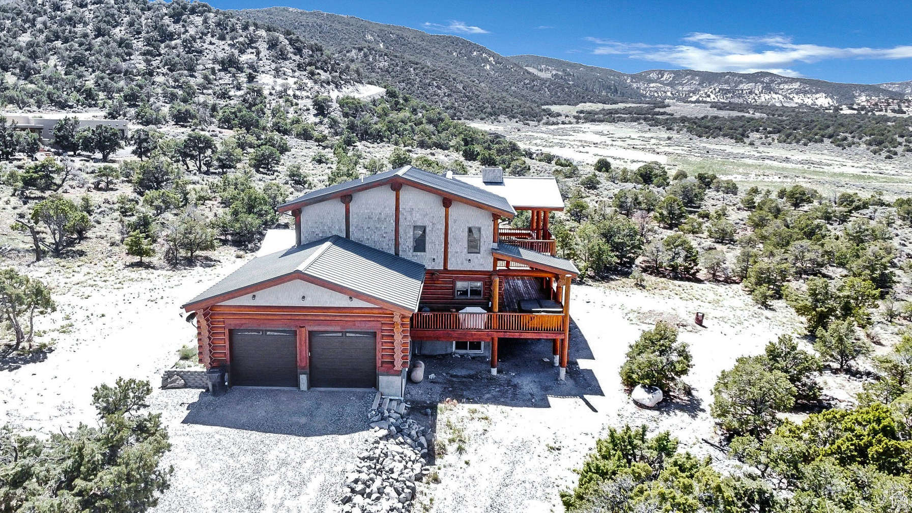 BOULDER FOOTHILLS - Residential