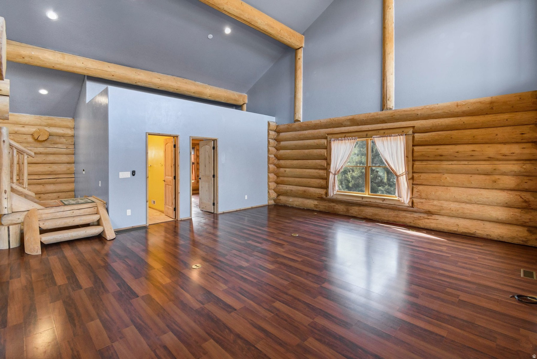 BOULDER FOOTHILLS - Residential