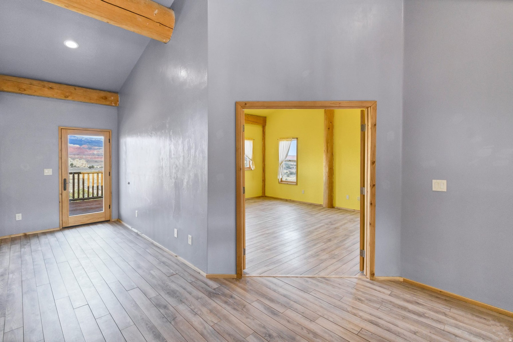 BOULDER FOOTHILLS - Residential