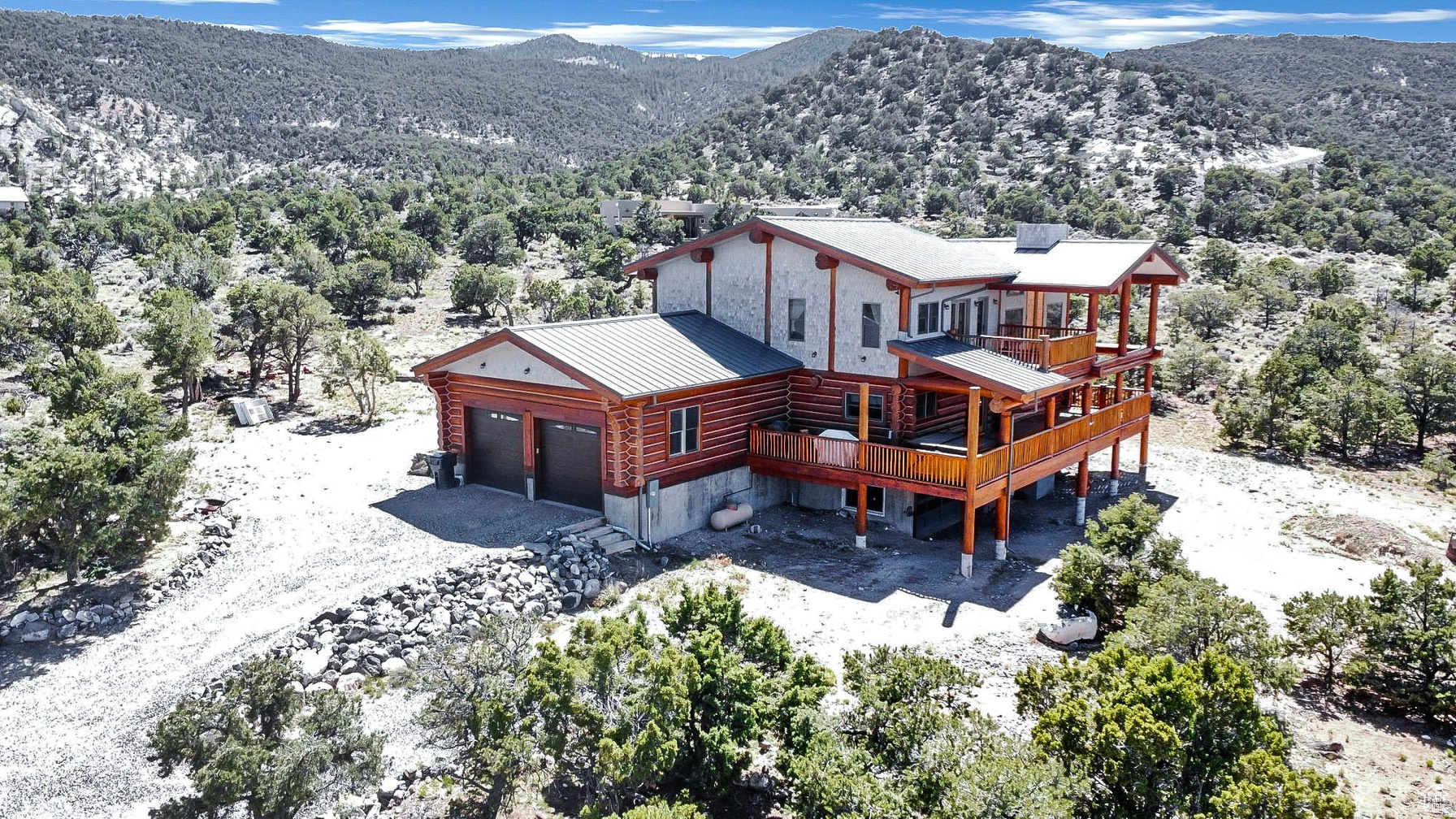 BOULDER FOOTHILLS - Residential
