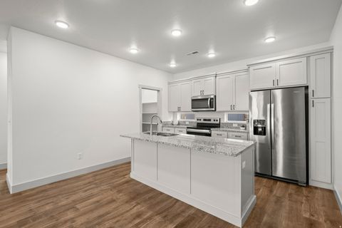 Tiny photo for 458 E DEPOT ST, Clearfield, UT 84015 (MLS # 2140007)