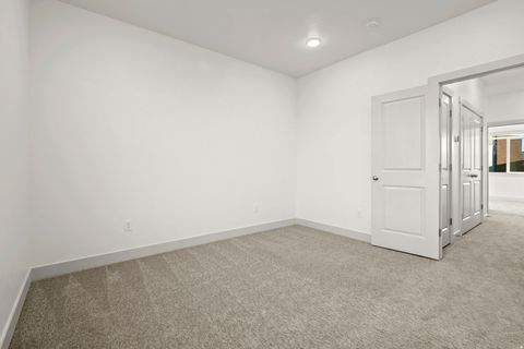 Tiny photo for 458 E DEPOT ST, Clearfield, UT 84015 (MLS # 2140007)