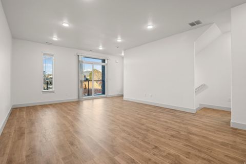 Tiny photo for 458 E DEPOT ST, Clearfield, UT 84015 (MLS # 2140007)