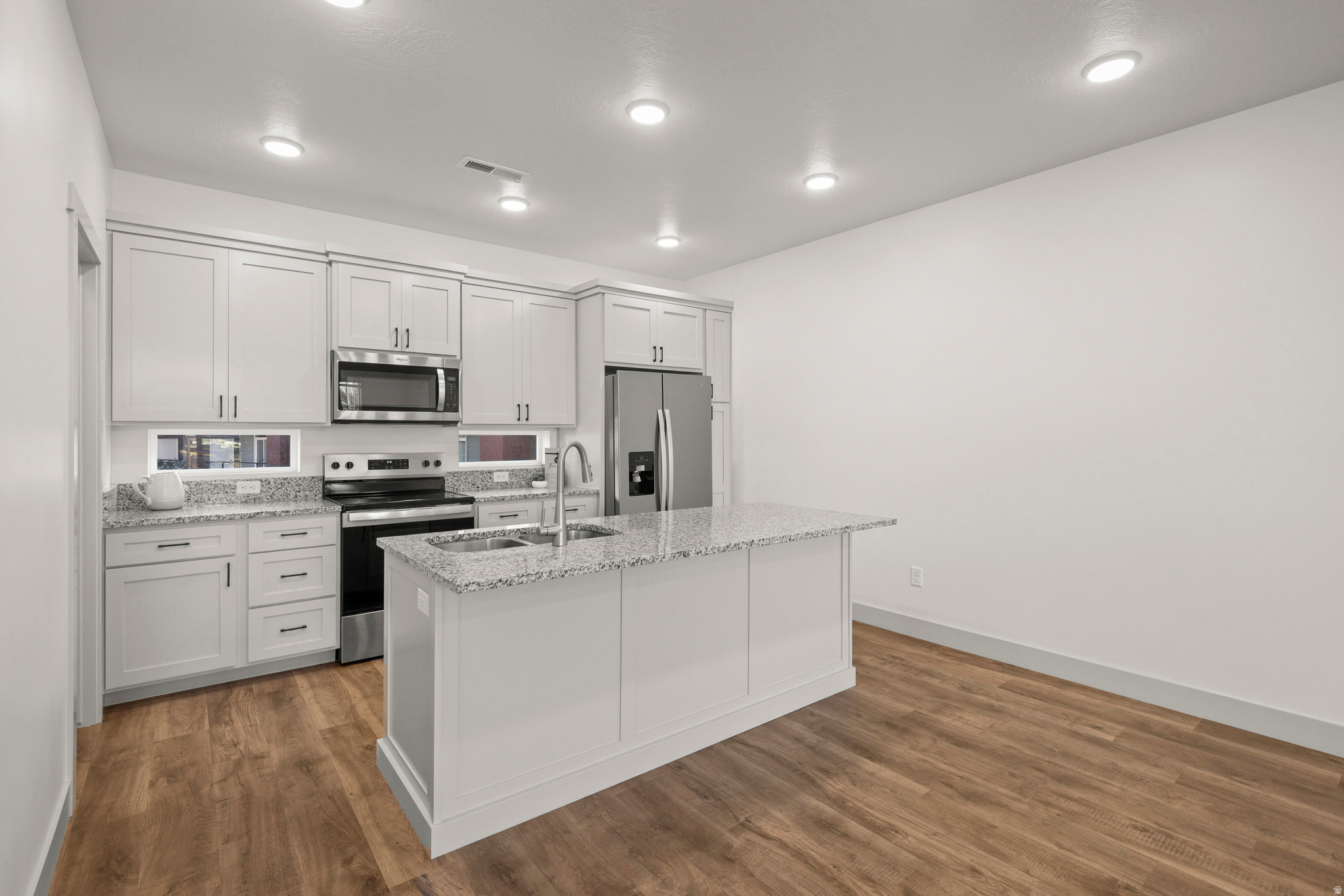 THE UNION TOWNHOMES - Residential