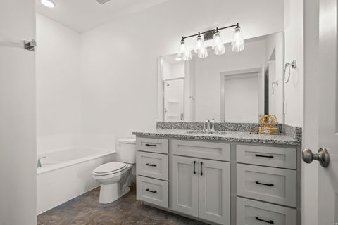 Tiny photo for 458 E DEPOT ST, Clearfield, UT 84015 (MLS # 2140007)