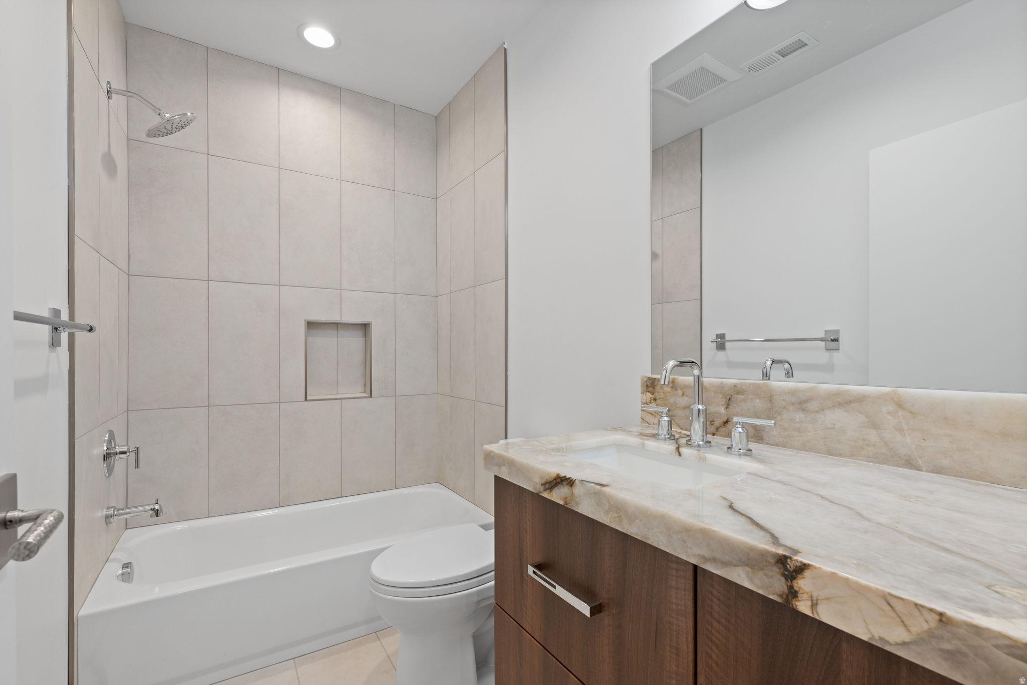 EAST CAPITOL GARDENS - Residential
