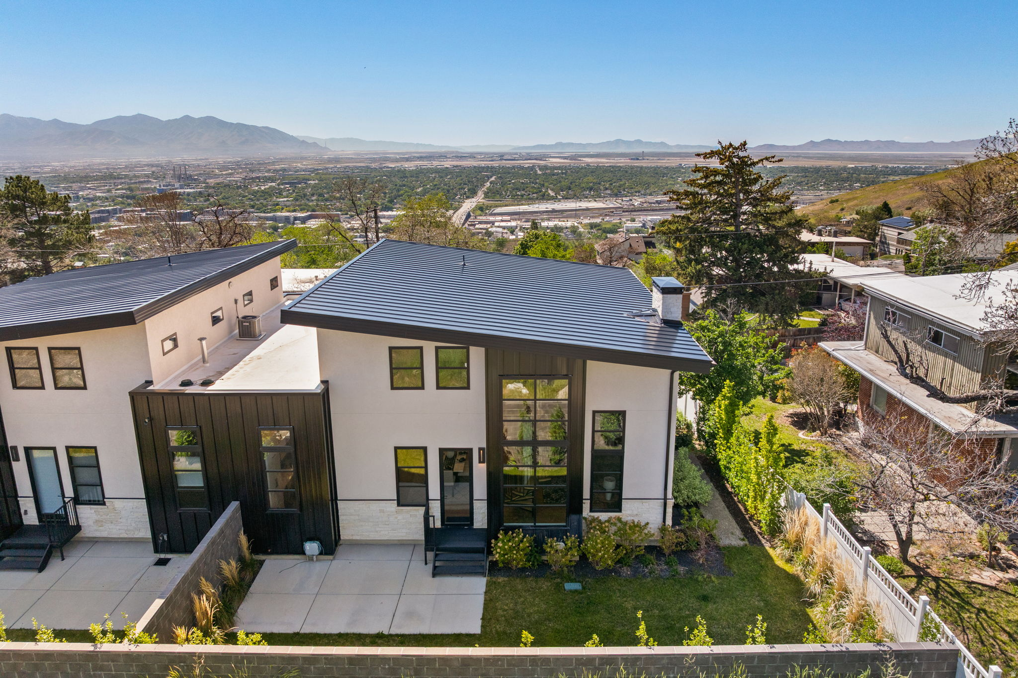 EAST CAPITOL GARDENS - Residential
