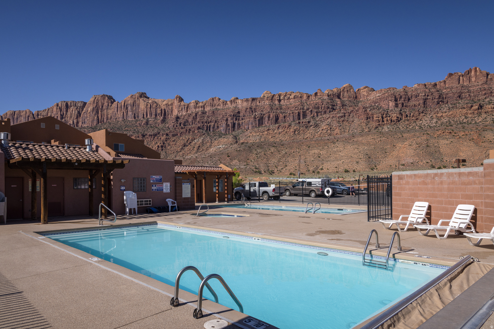 RIM VILLAGE VISTAS - Residential