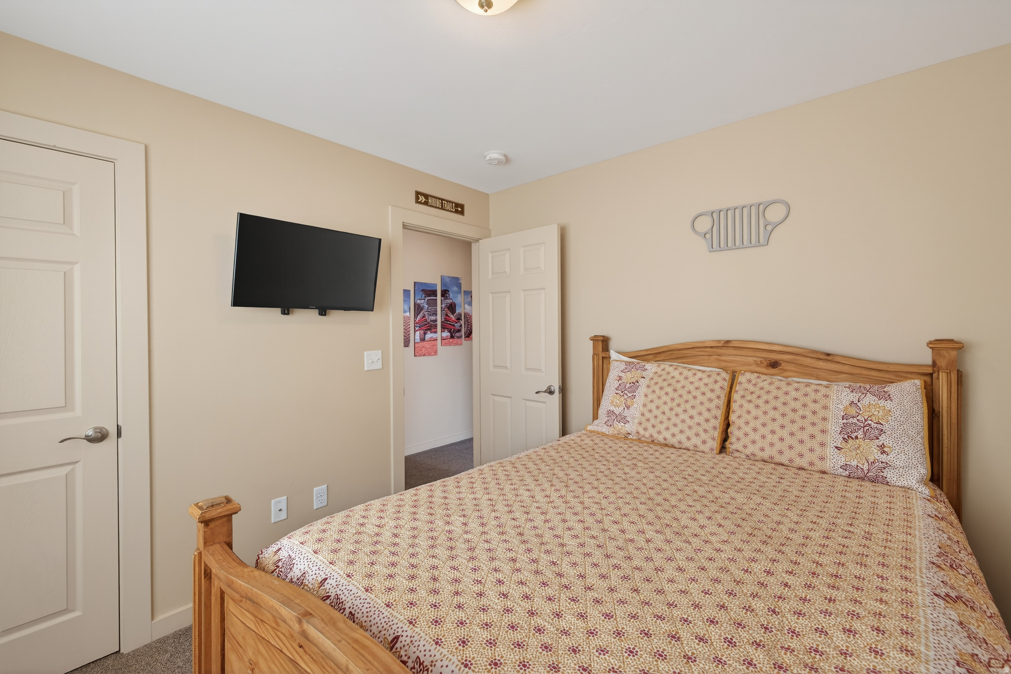 RIM VILLAGE VISTAS - Residential