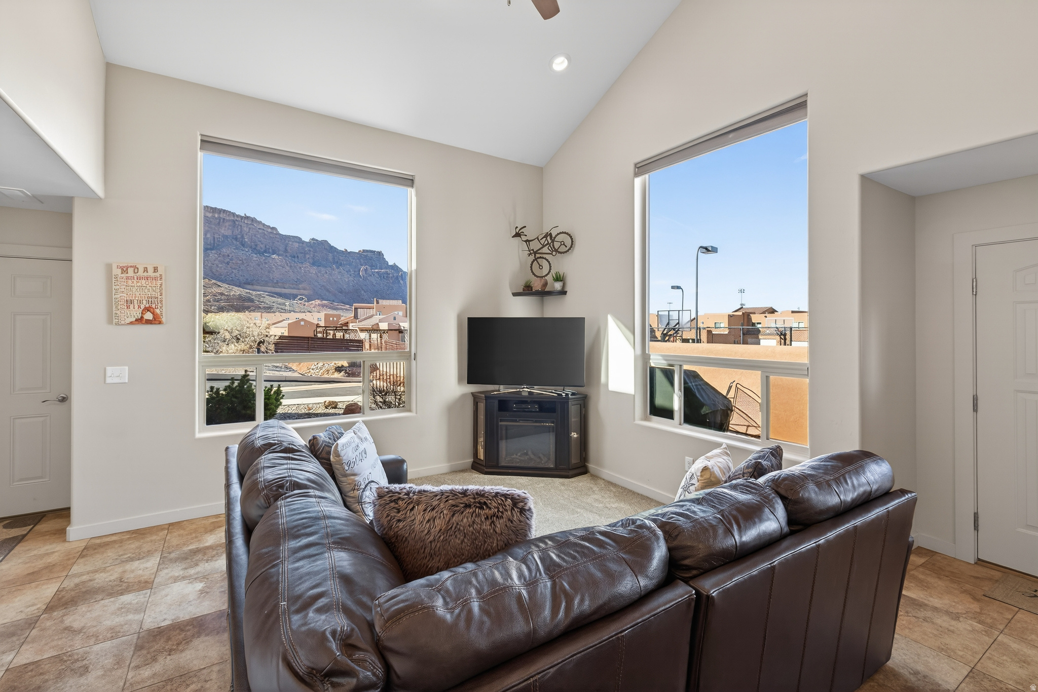 RIM VILLAGE VISTAS - Residential