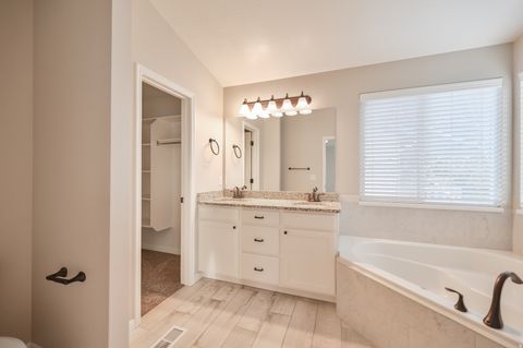 Tiny photo for 172 E BRIDGEPARK CIR, Draper, UT 84020 (MLS # 2125201)