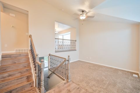 Tiny photo for 172 E BRIDGEPARK CIR, Draper, UT 84020 (MLS # 2125201)