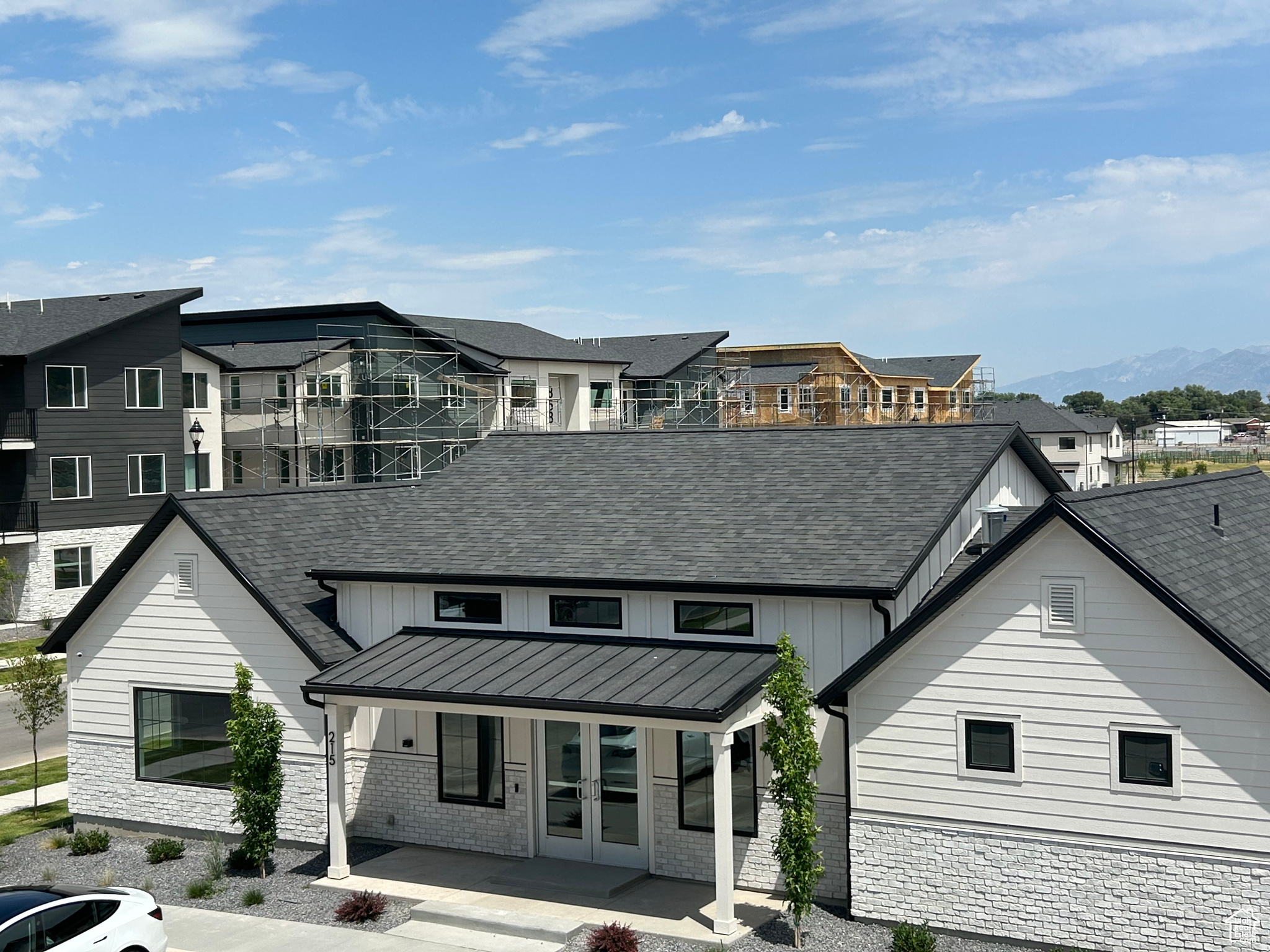 RIVER RUN - Residential
