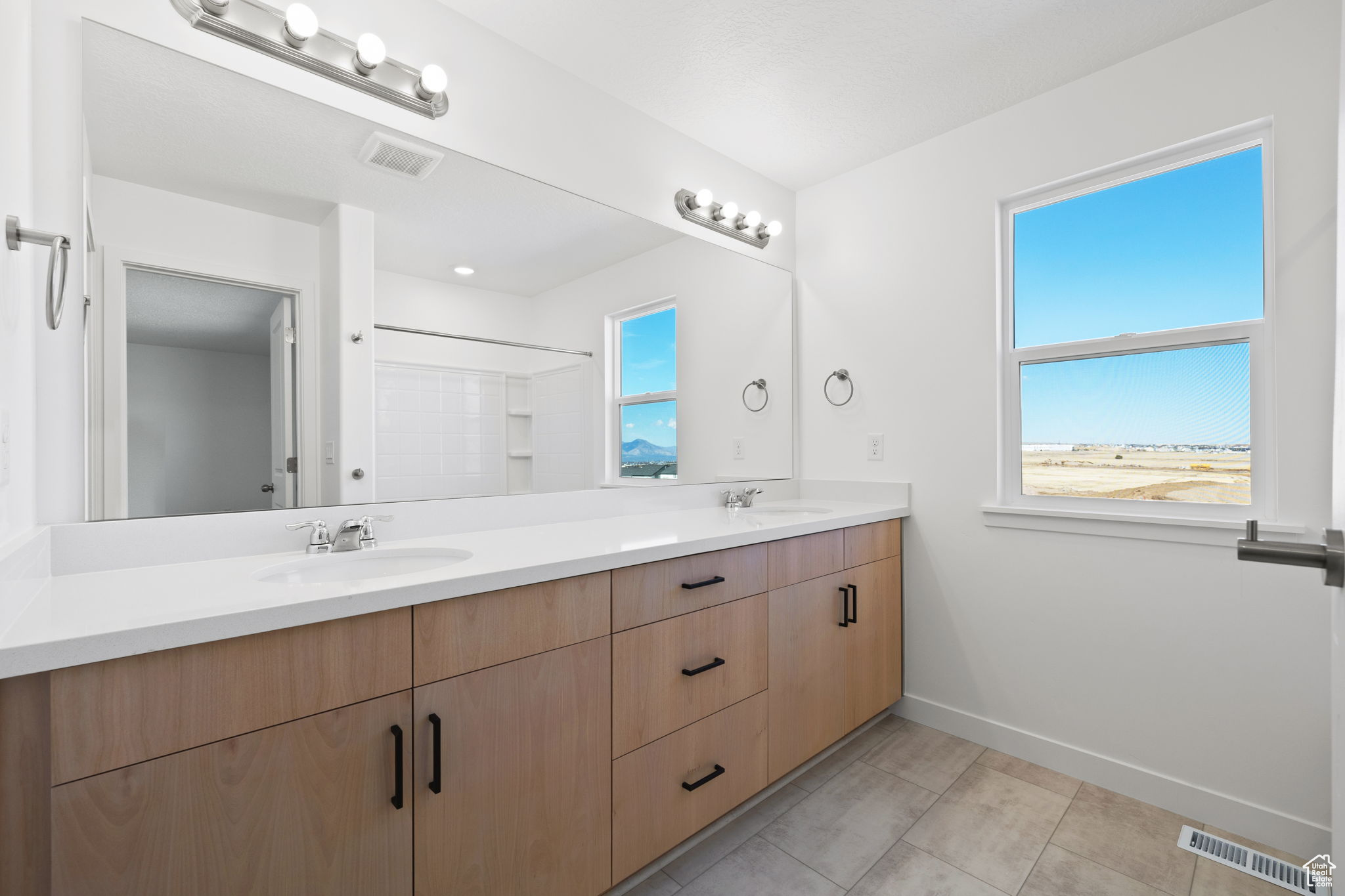 JOSHUA TREE - Residential