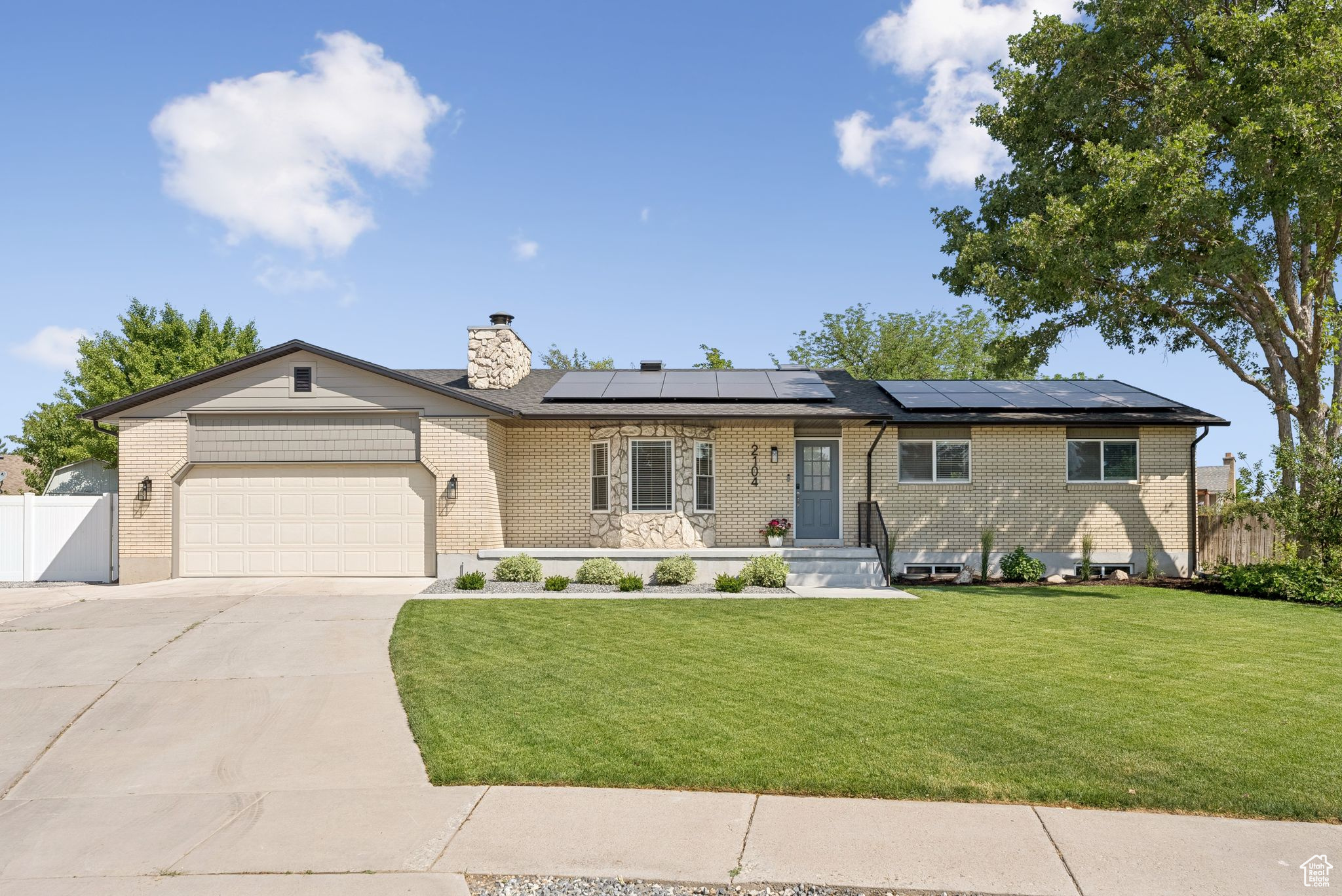 PIONEER ESTATES - Residential